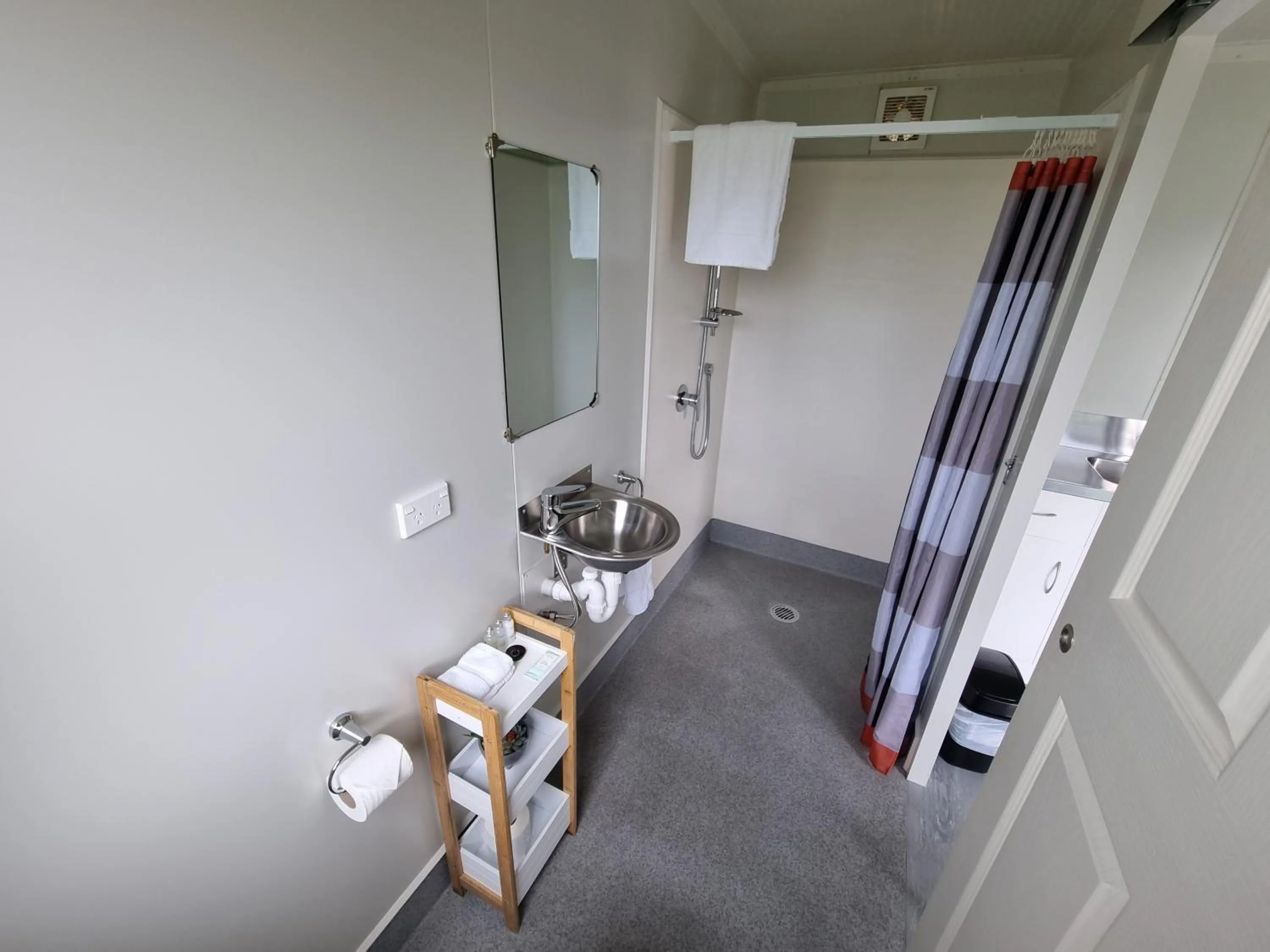 Shower in Riverside Whakatane Holiday Park