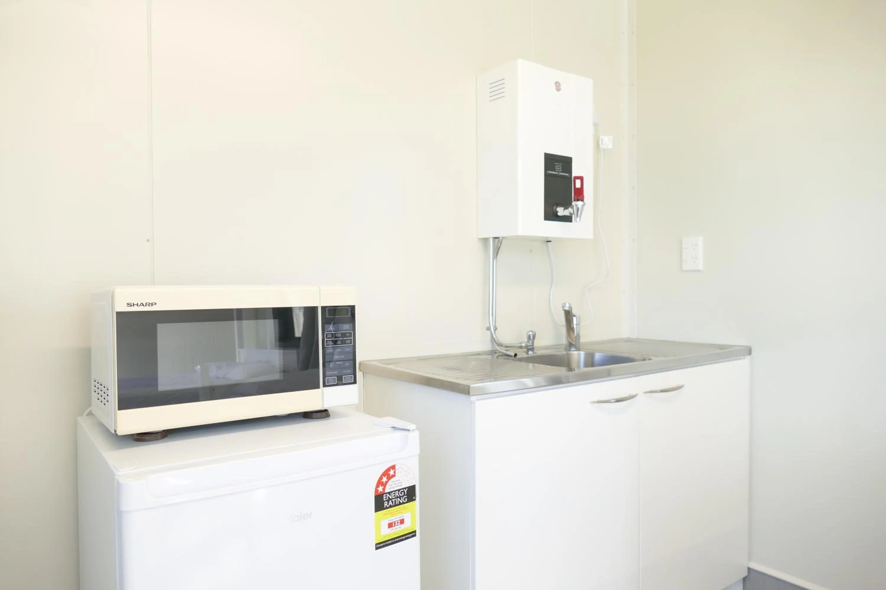 kitchen in Riverside Whakatane Holiday Park