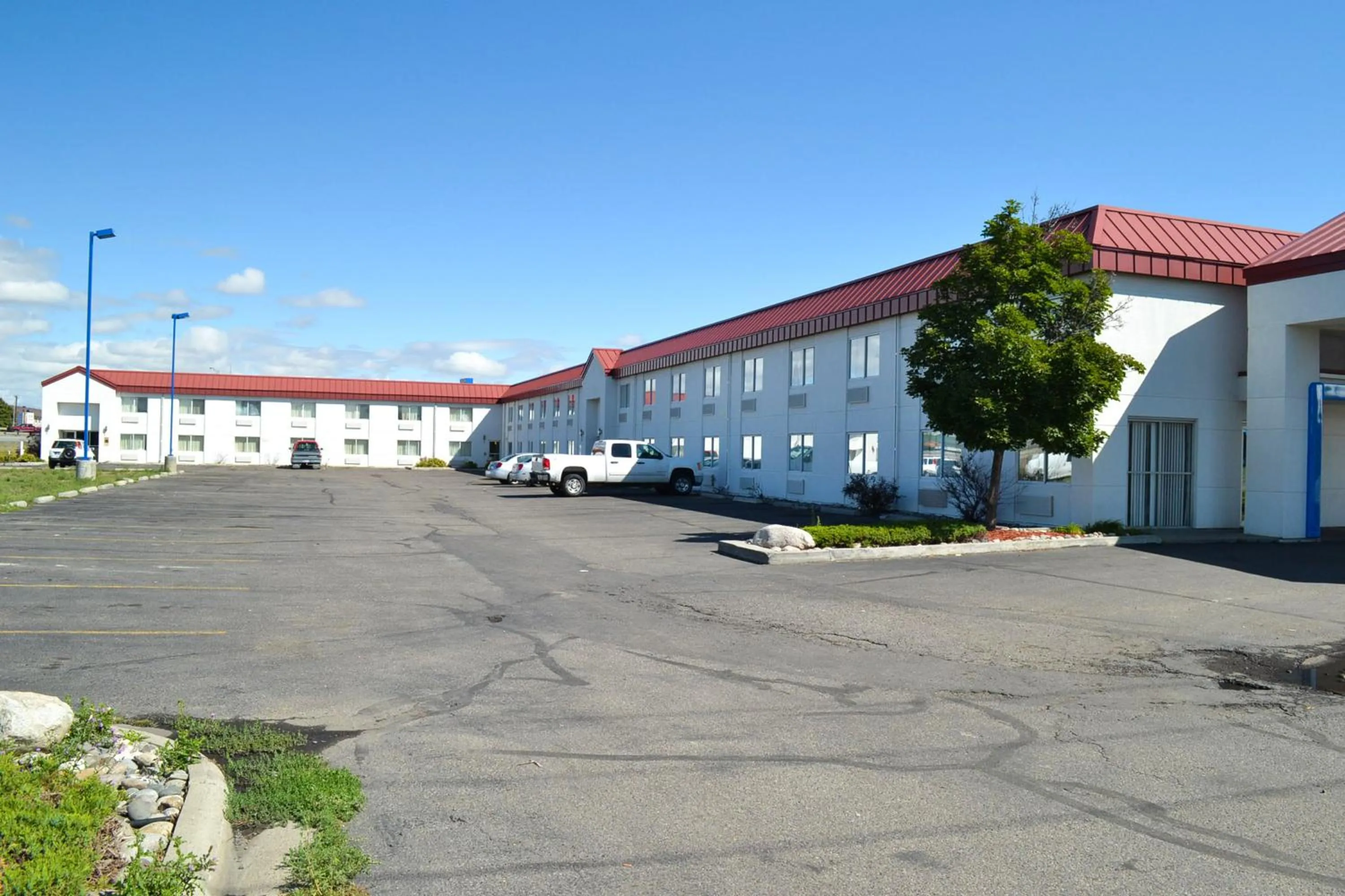Facade/entrance in Motel 6-Billings, MT - North