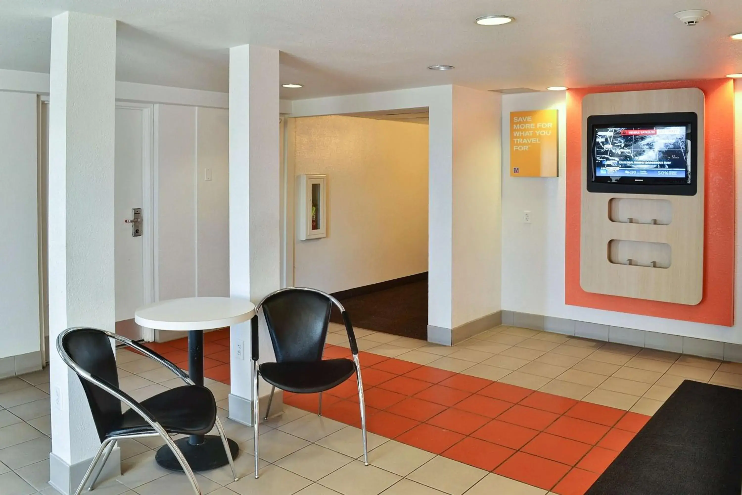 Lobby or reception, Lounge/Bar in Motel 6-Billings, MT - North