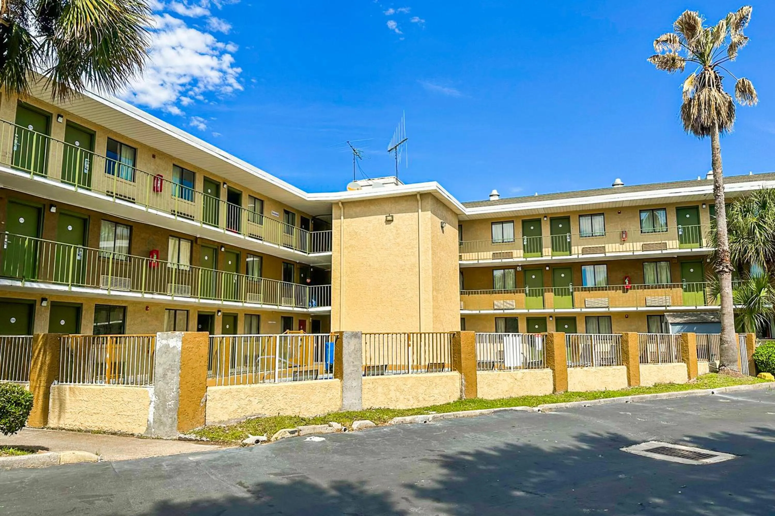 Property building in OYO Hotel Mobile, AL I-65 at Airport Blvd