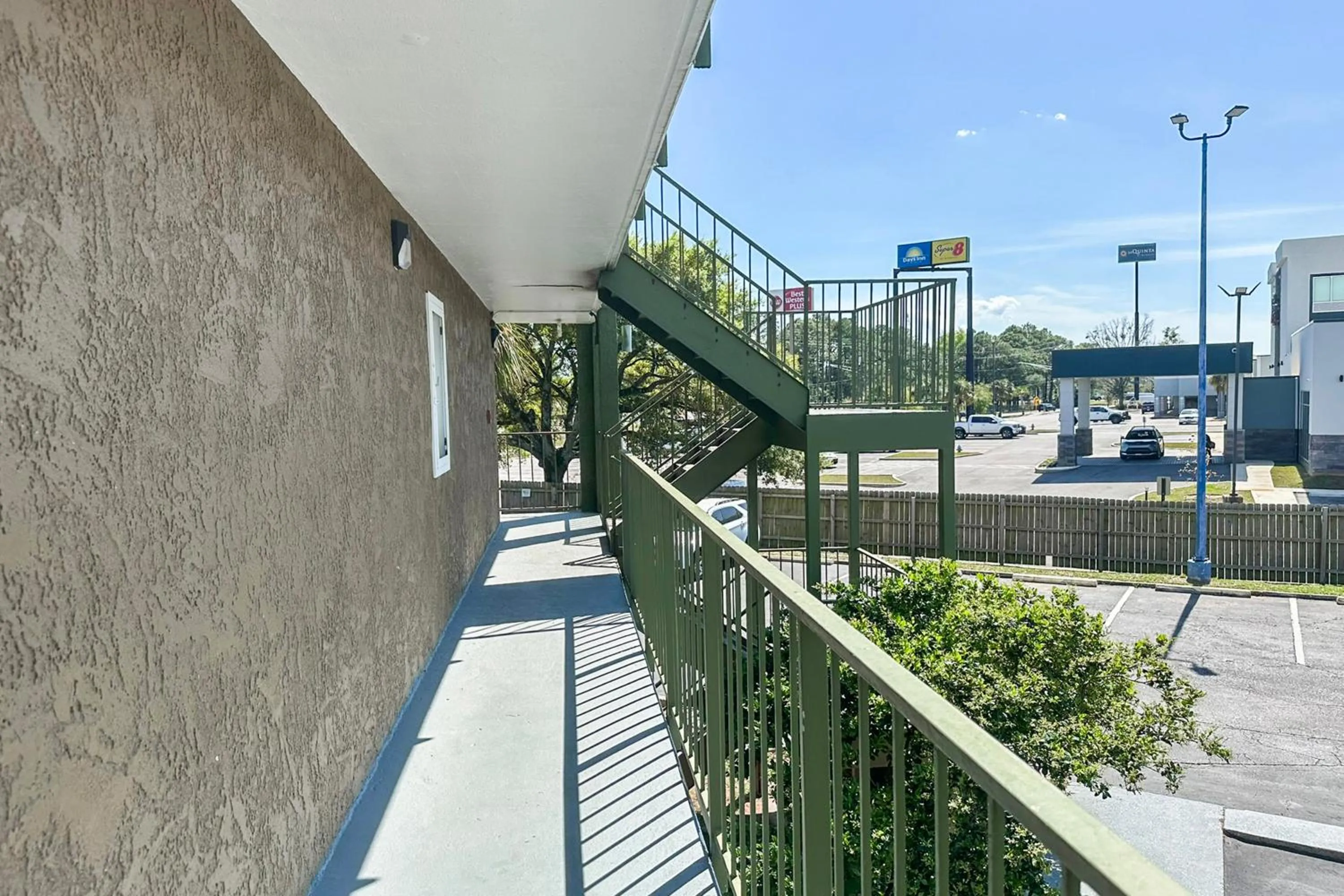 Area and facilities in OYO Hotel Mobile, AL I-65 at Airport Blvd