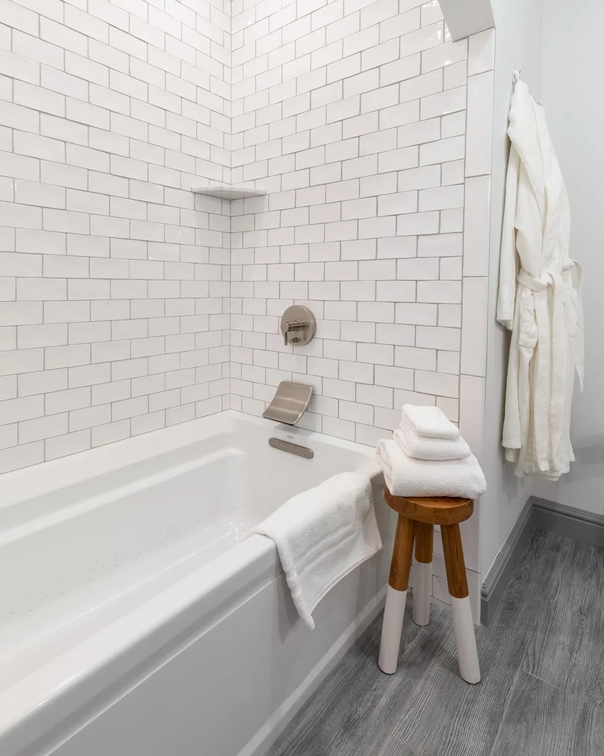 Shower in The Whaler's Inn