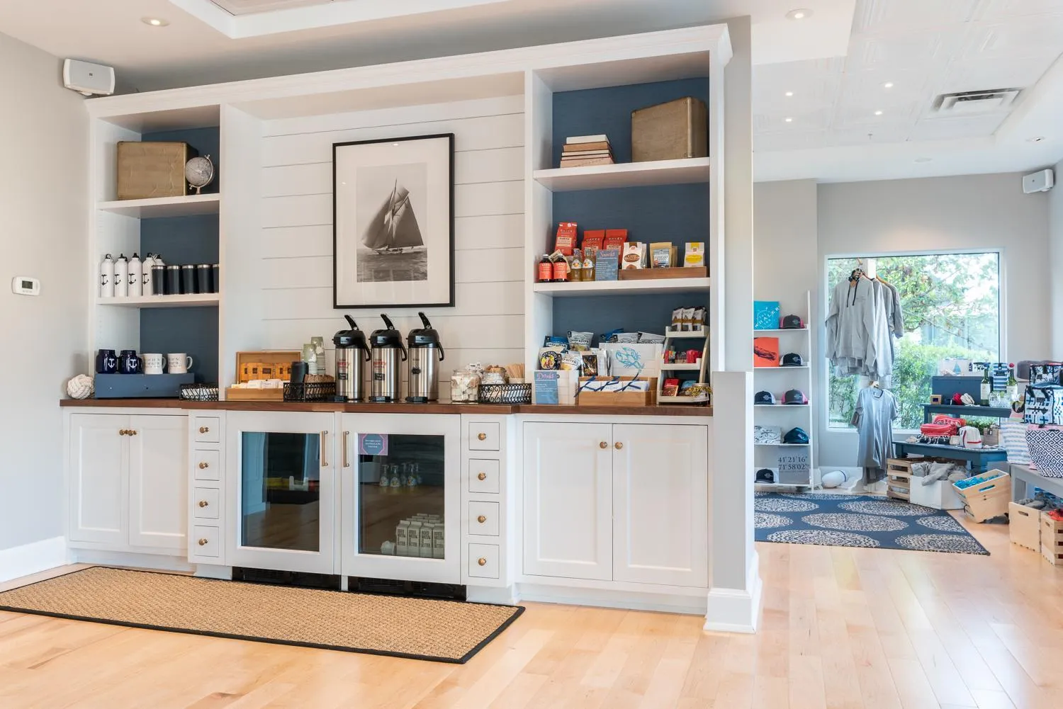 Restaurant/places to eat in The Whaler's Inn