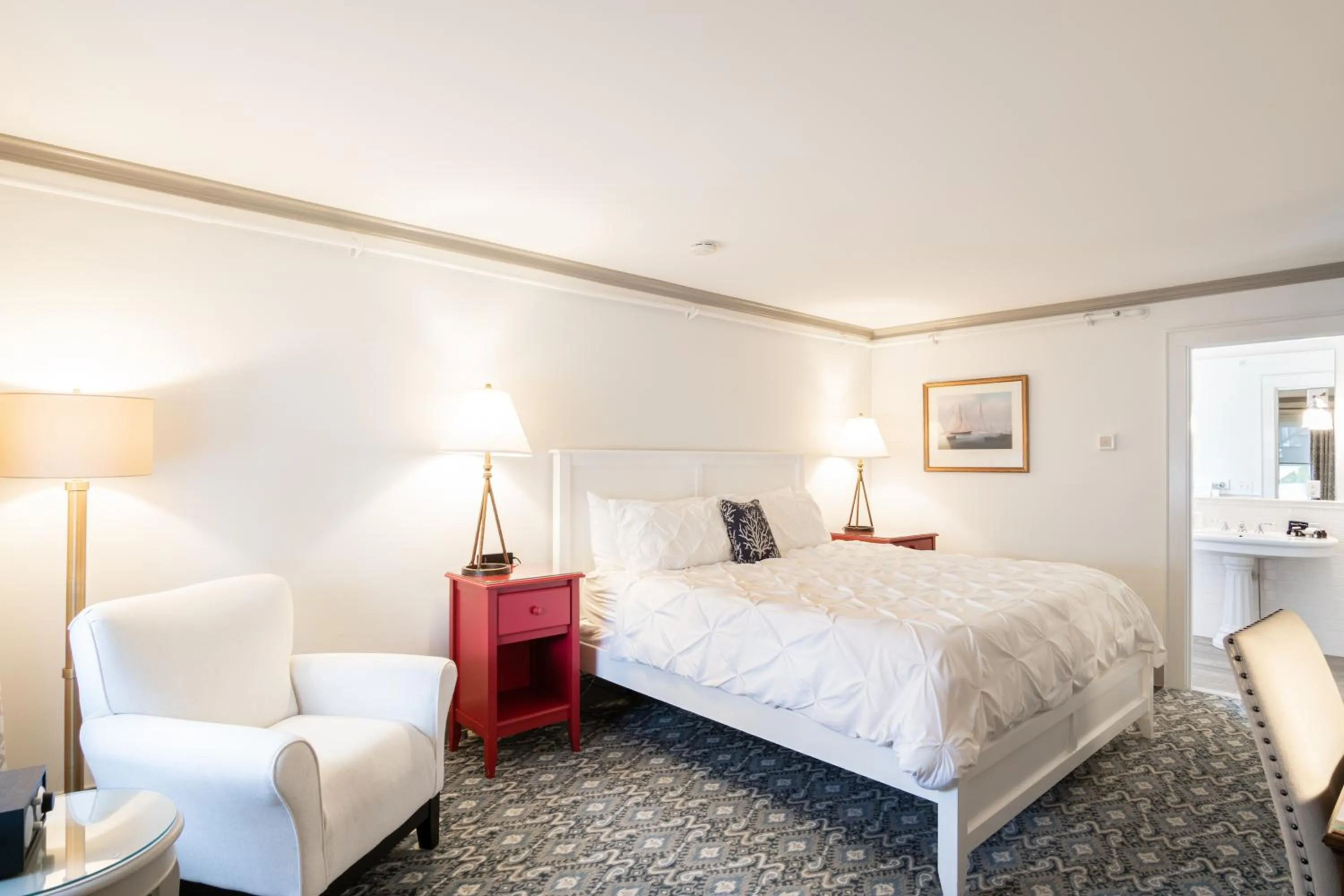 Bed in The Whaler's Inn