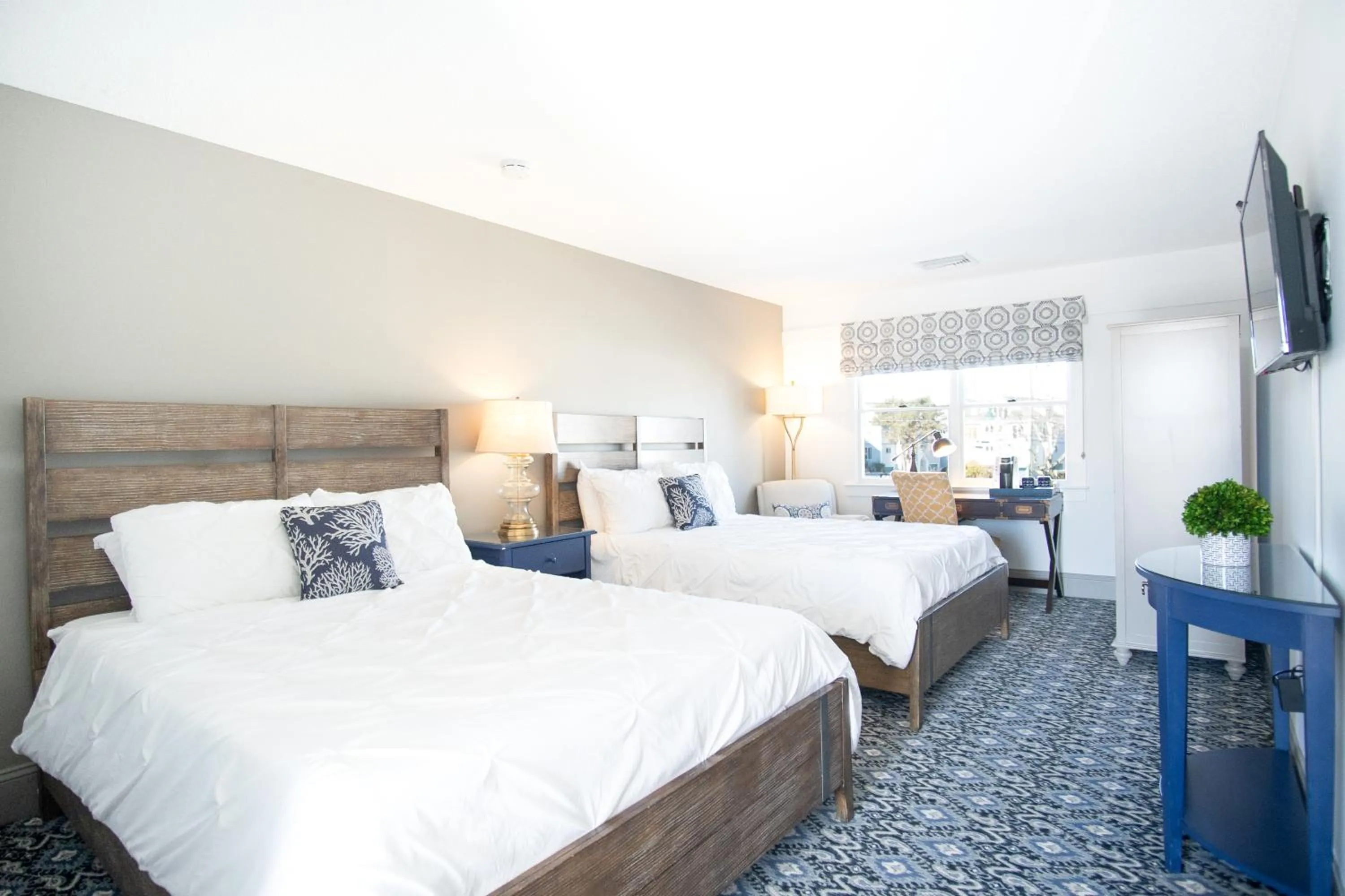 Bed in The Whaler's Inn