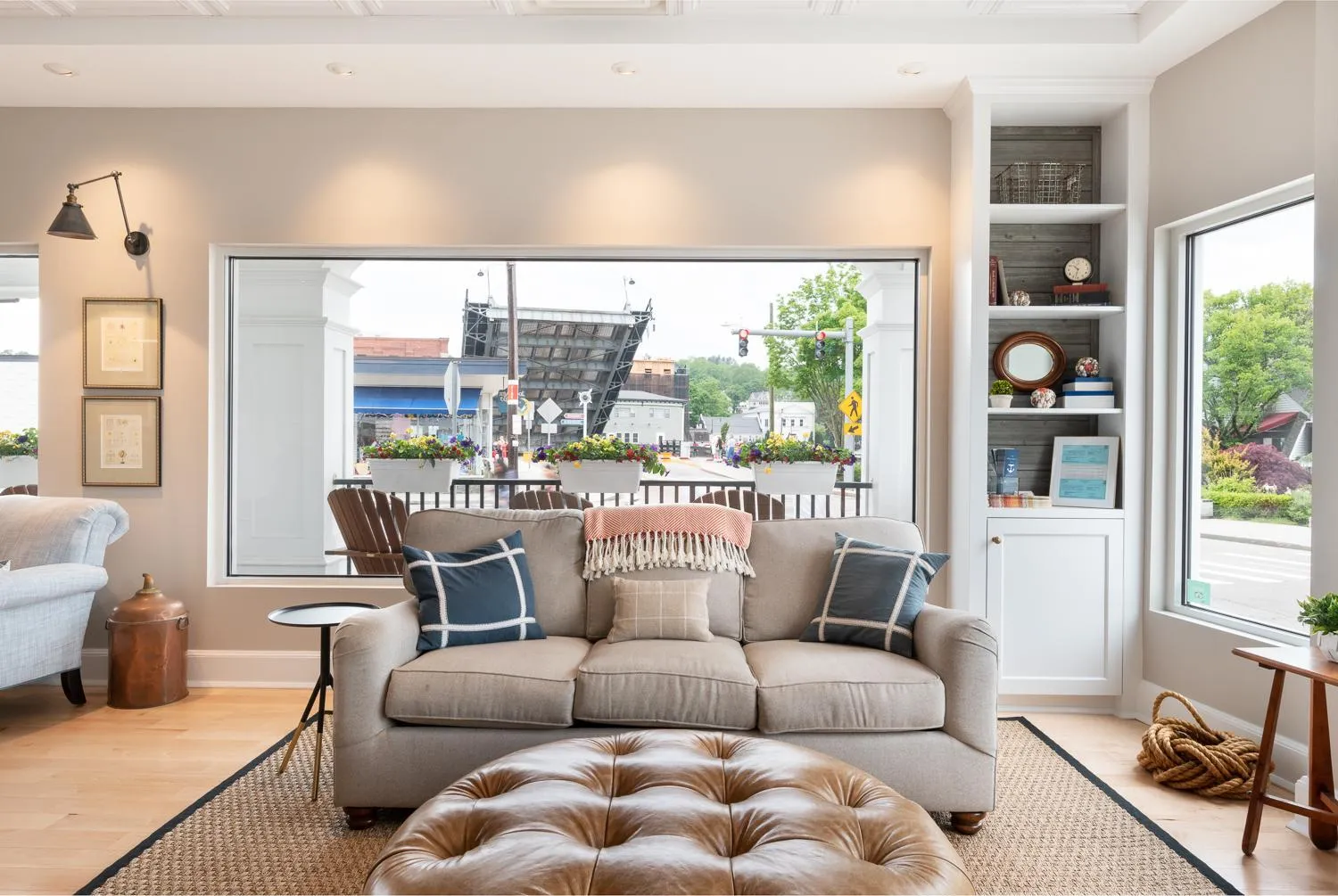 Lobby or reception in The Whaler's Inn