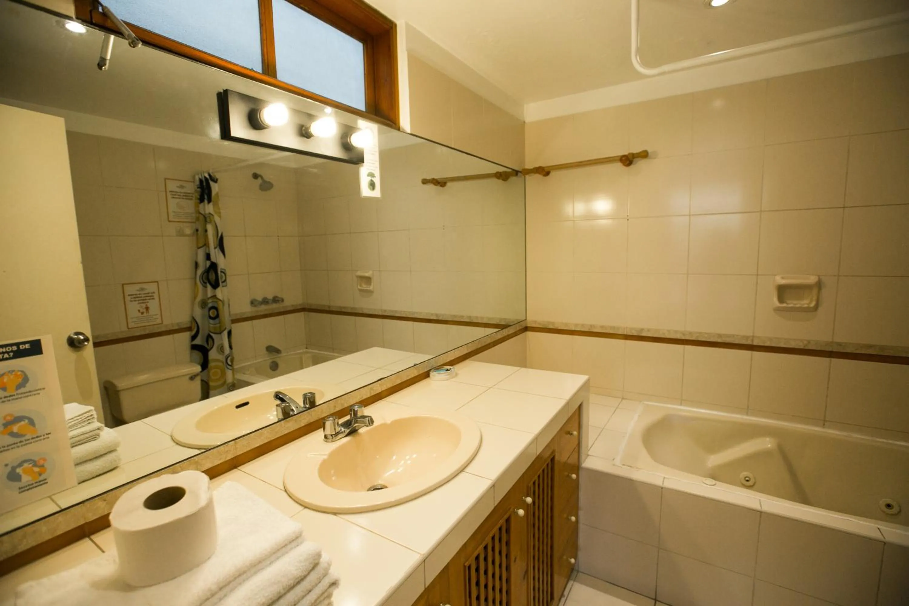 Shower in Casa de Baraybar