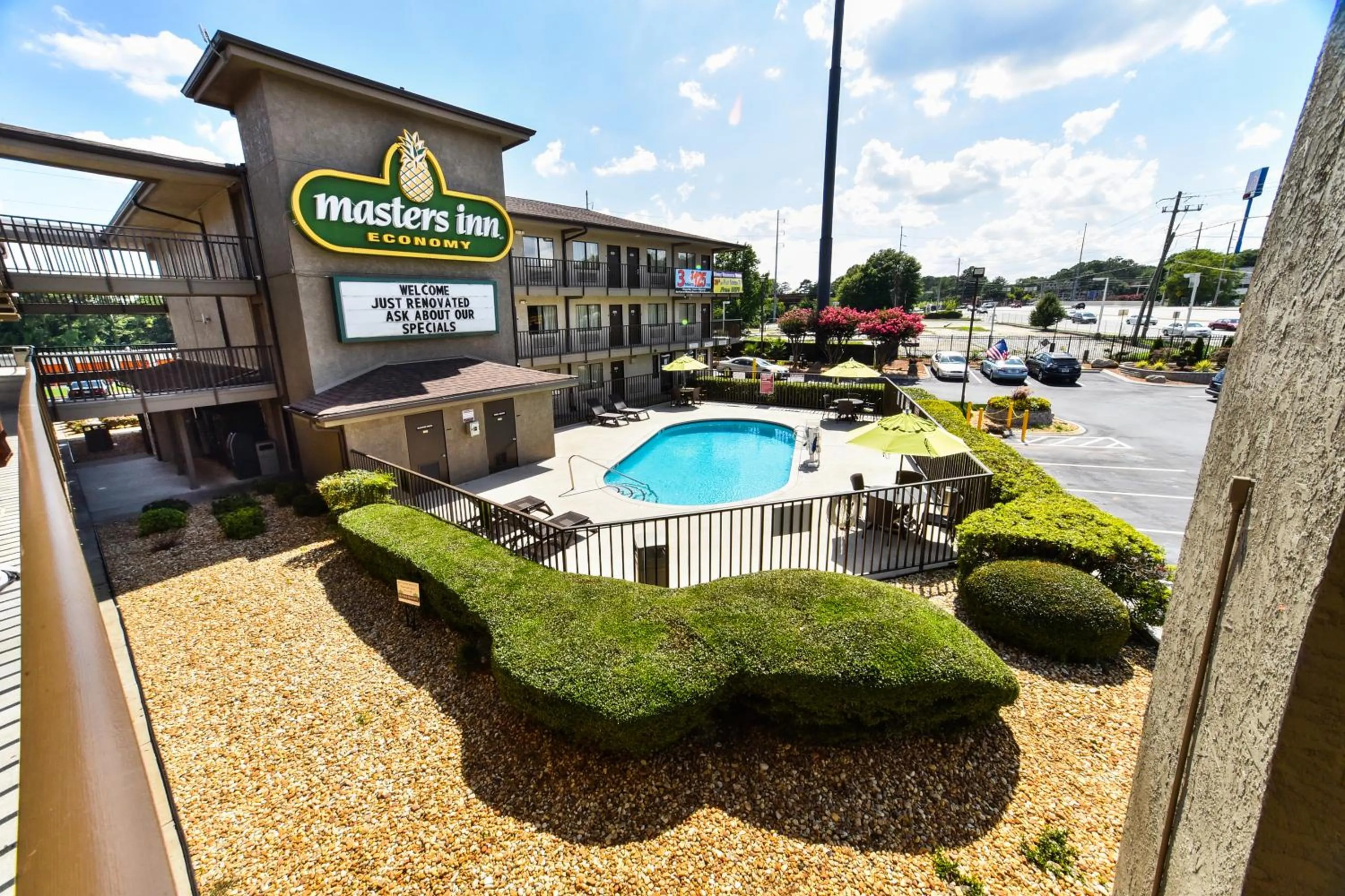 Pool view in Masters Inn Tucker