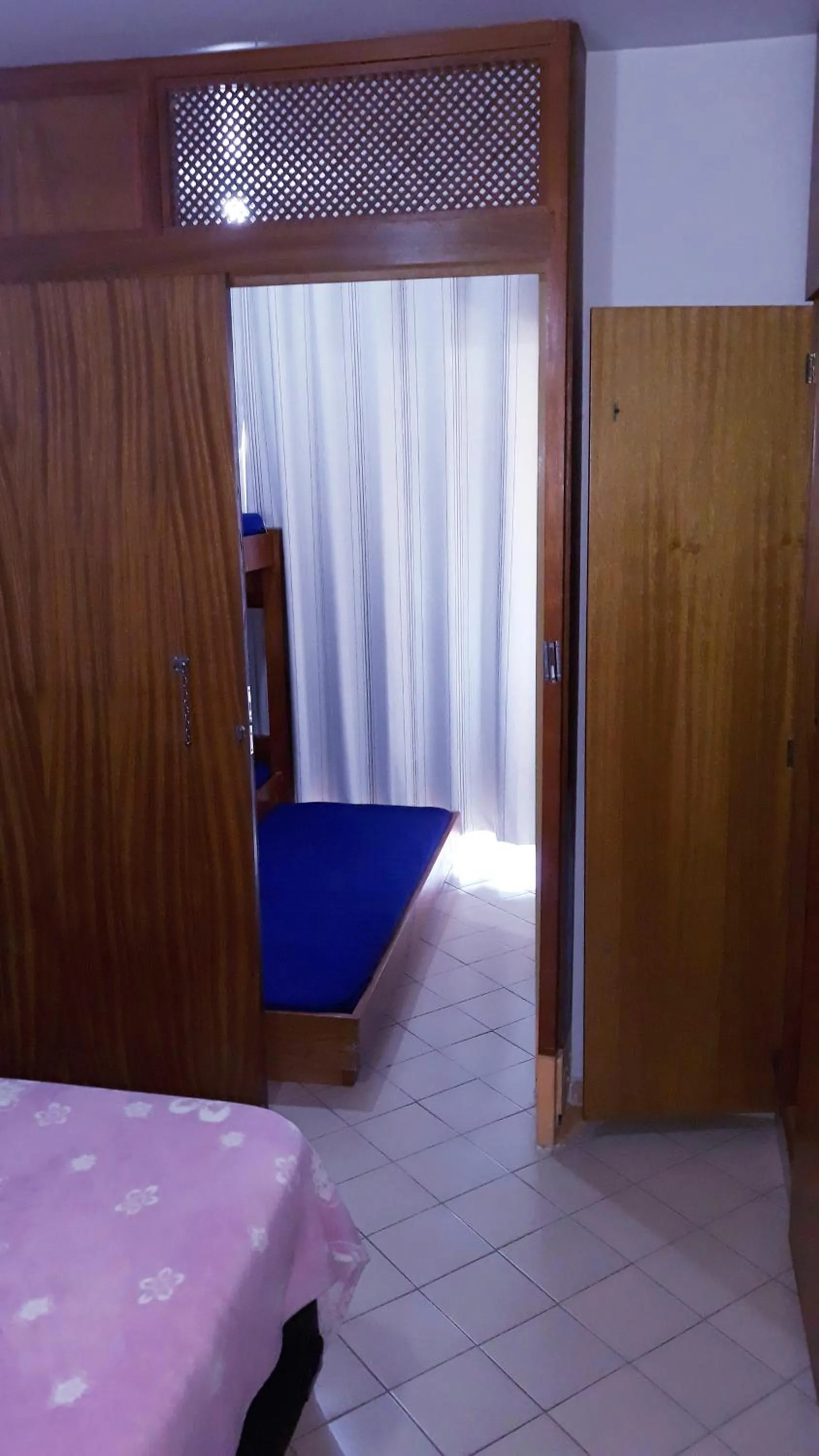 Bed in Eldorado Flat Service