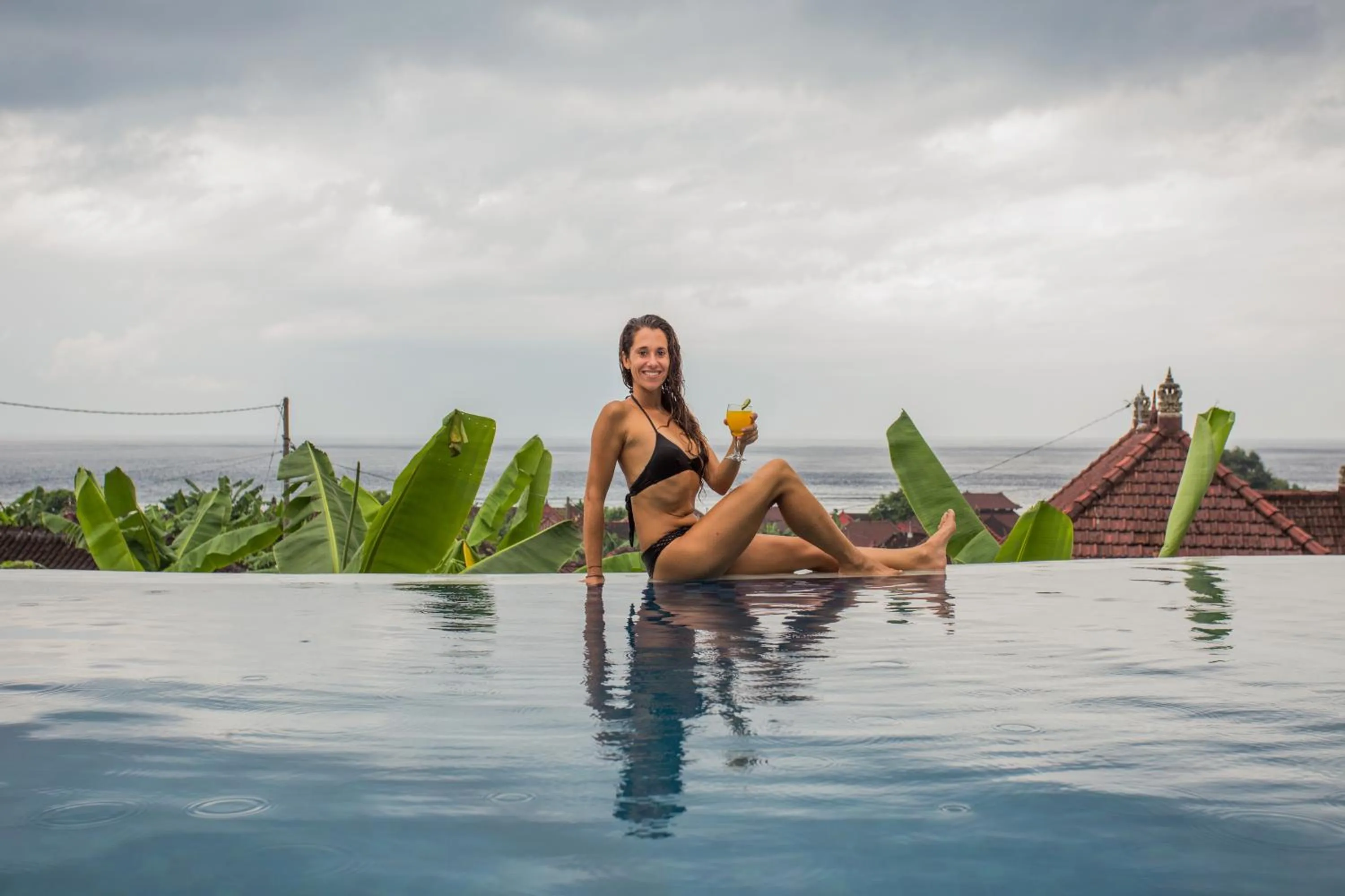 People in Horizon Nusa Penida