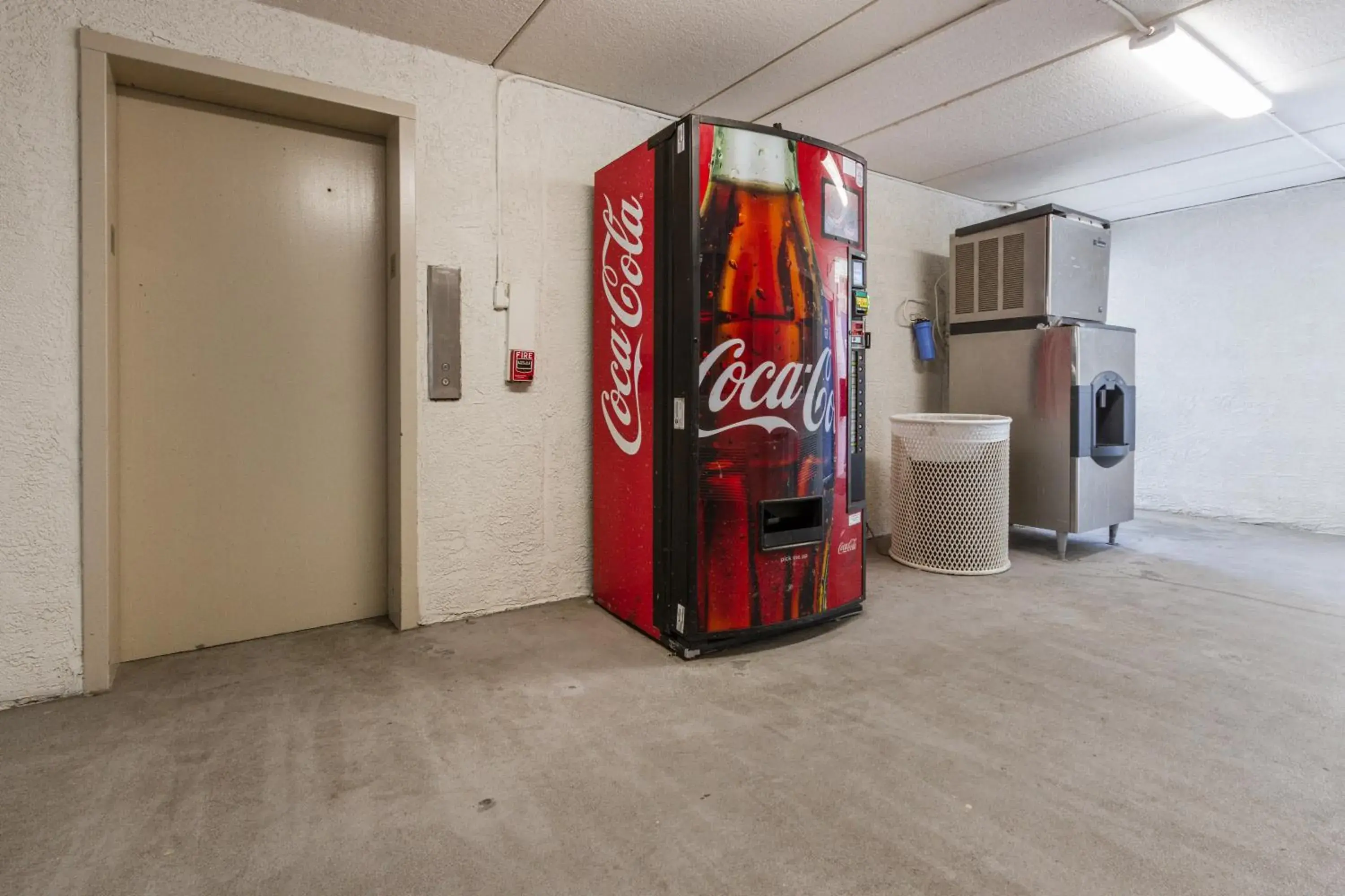 Other, Coffee/Tea Facilities in Motel 6 Tempe, AZ Phoenix Airport Priest Dr