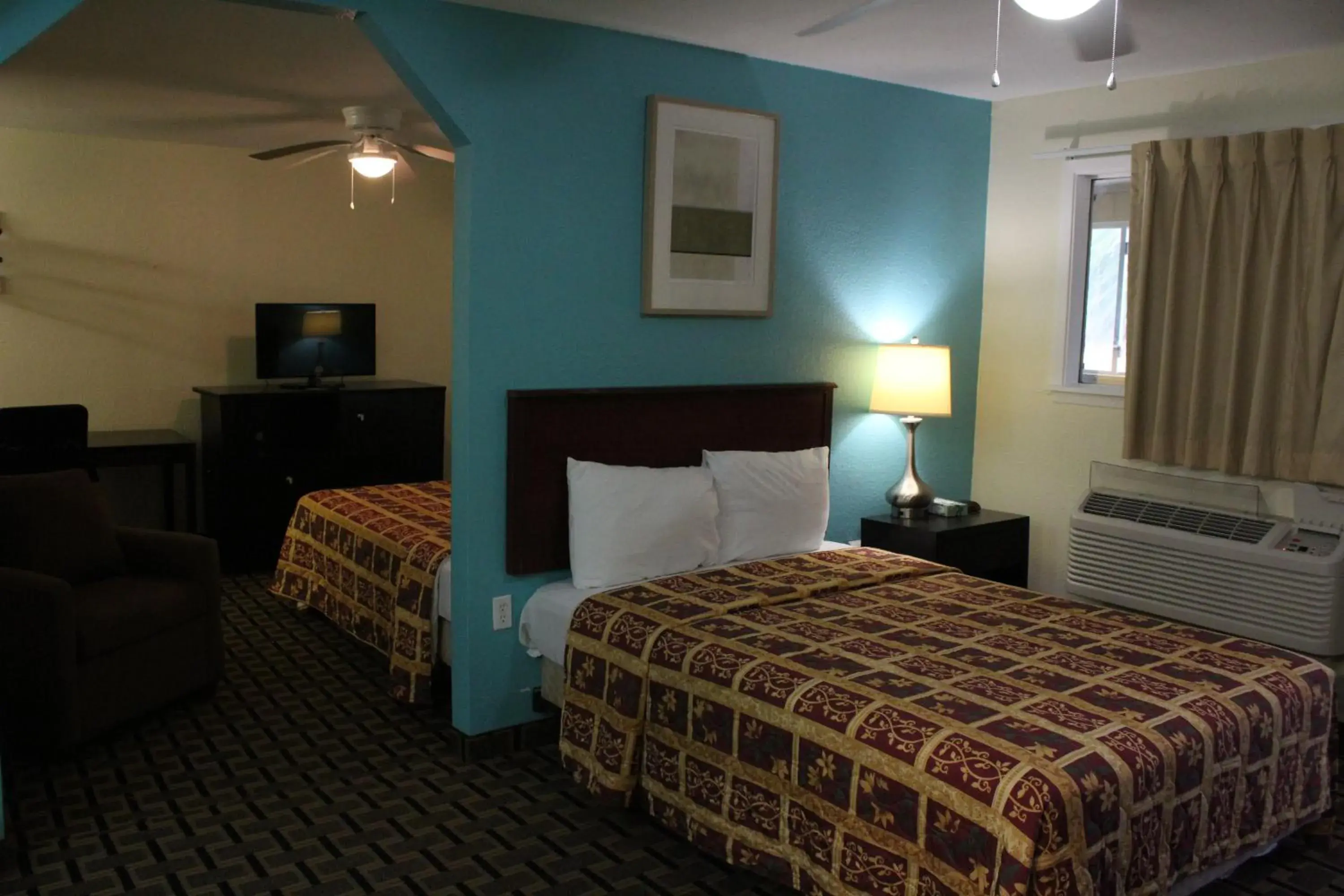 Bed in American Inn Port O'Connor Bed in American Inn Port O'Connor