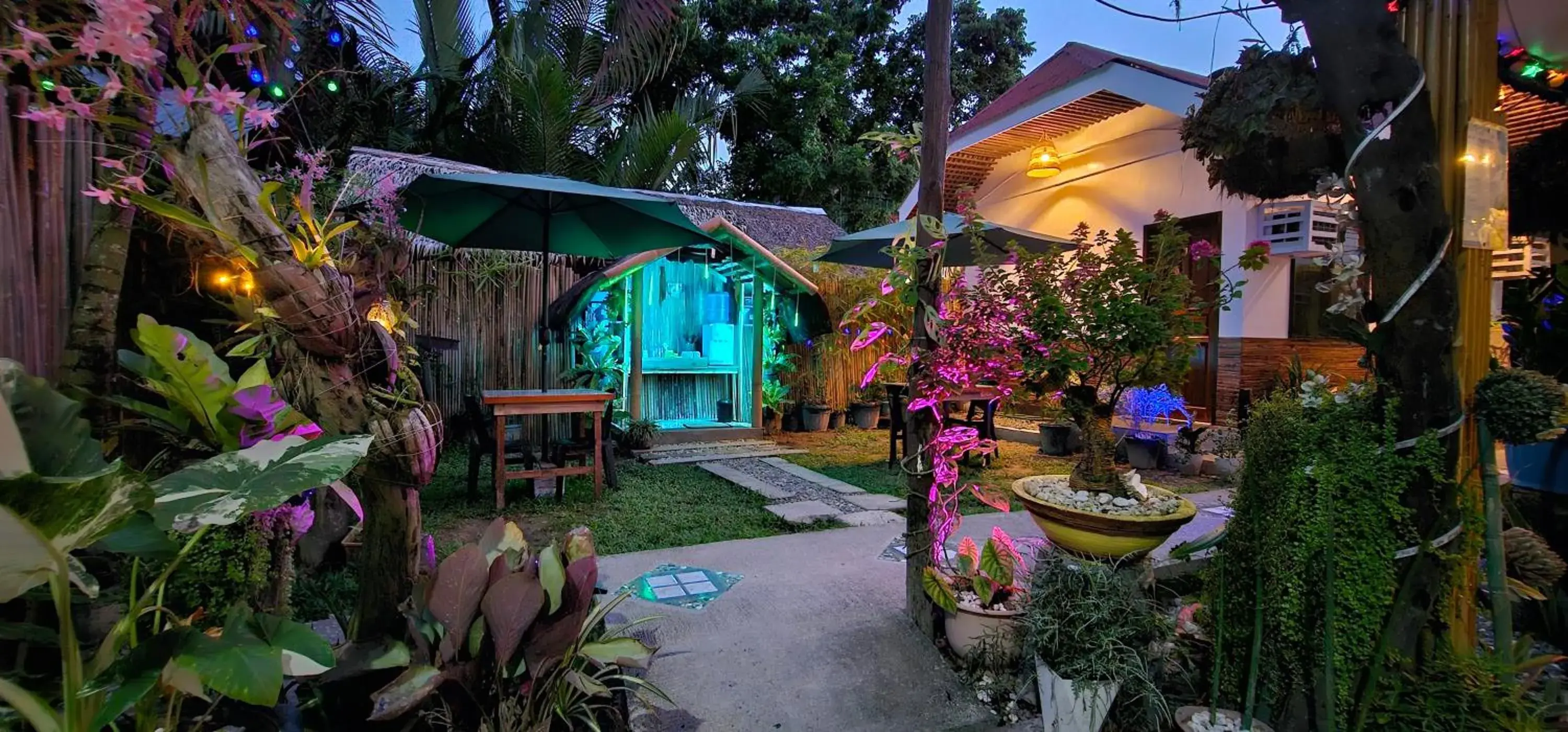 Property building in Mina Grande Beach Cottages Property building in Mina Grande Beach Cottages