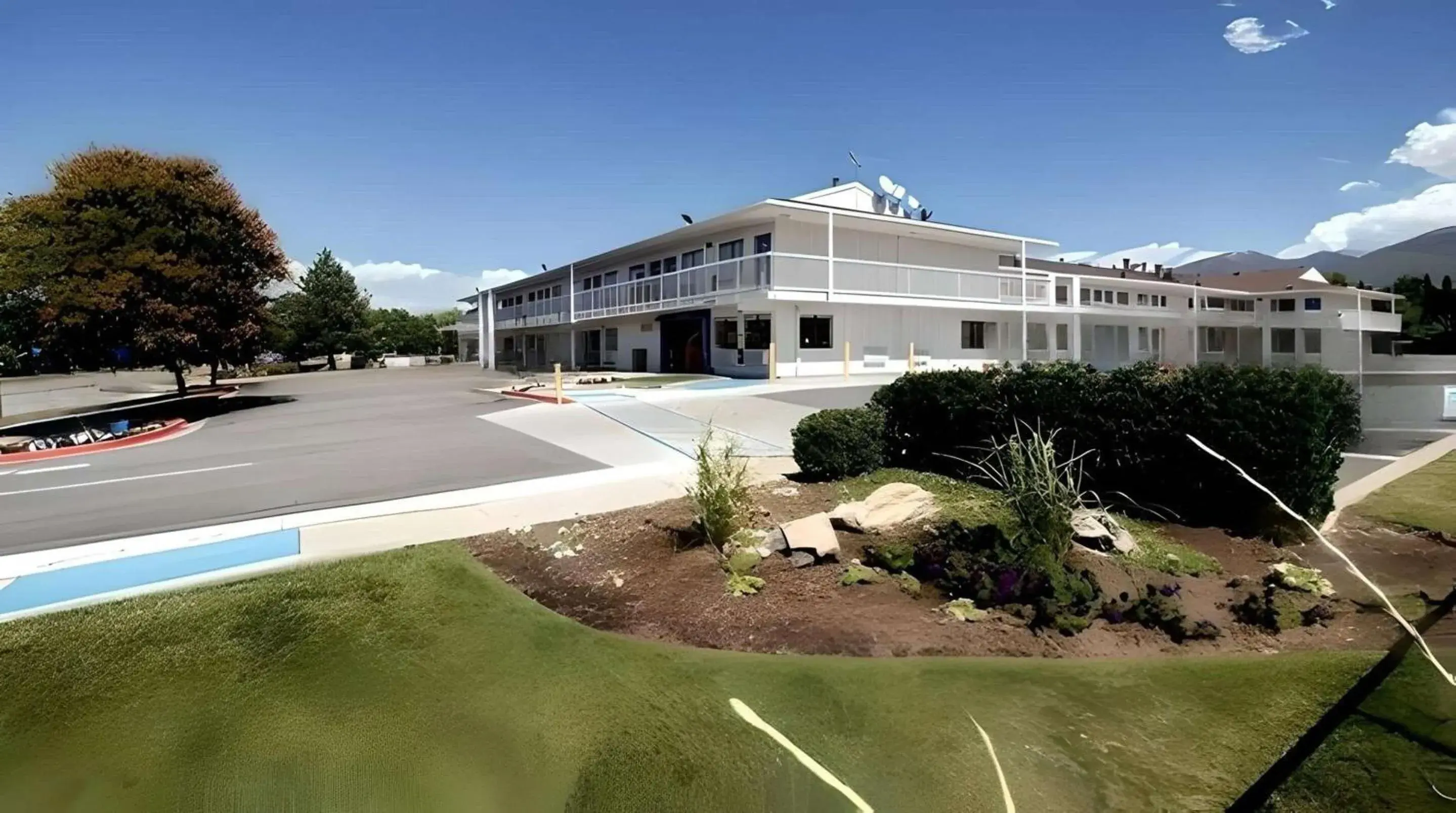 Property building in Motel 6-Woods Cross, UT - Salt Lake City - North Property building in Motel 6-Woods Cross, UT - Salt Lake City - North