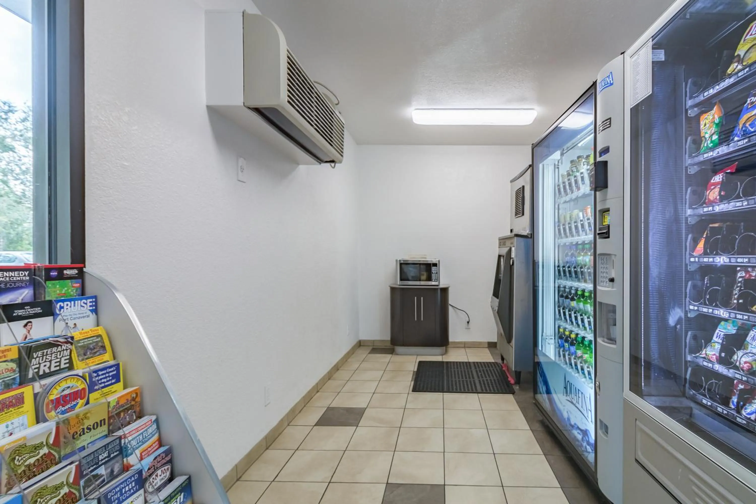 Property building in Motel 6-Ft. Pierce, FL