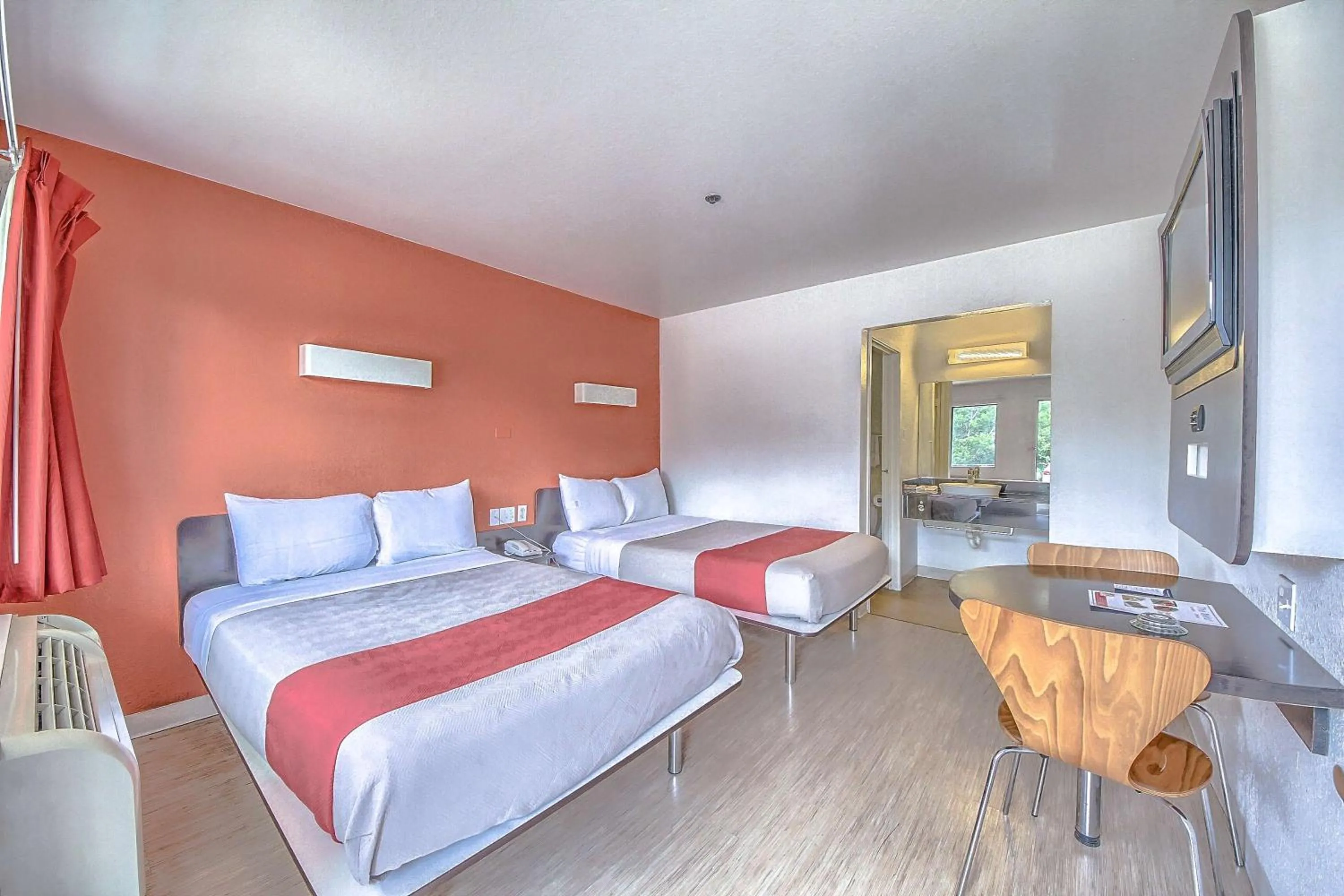 Photo of the whole room, Bed in Motel 6 San Antonio, Tx Six Flags Fiesta TX - La Cantera Area