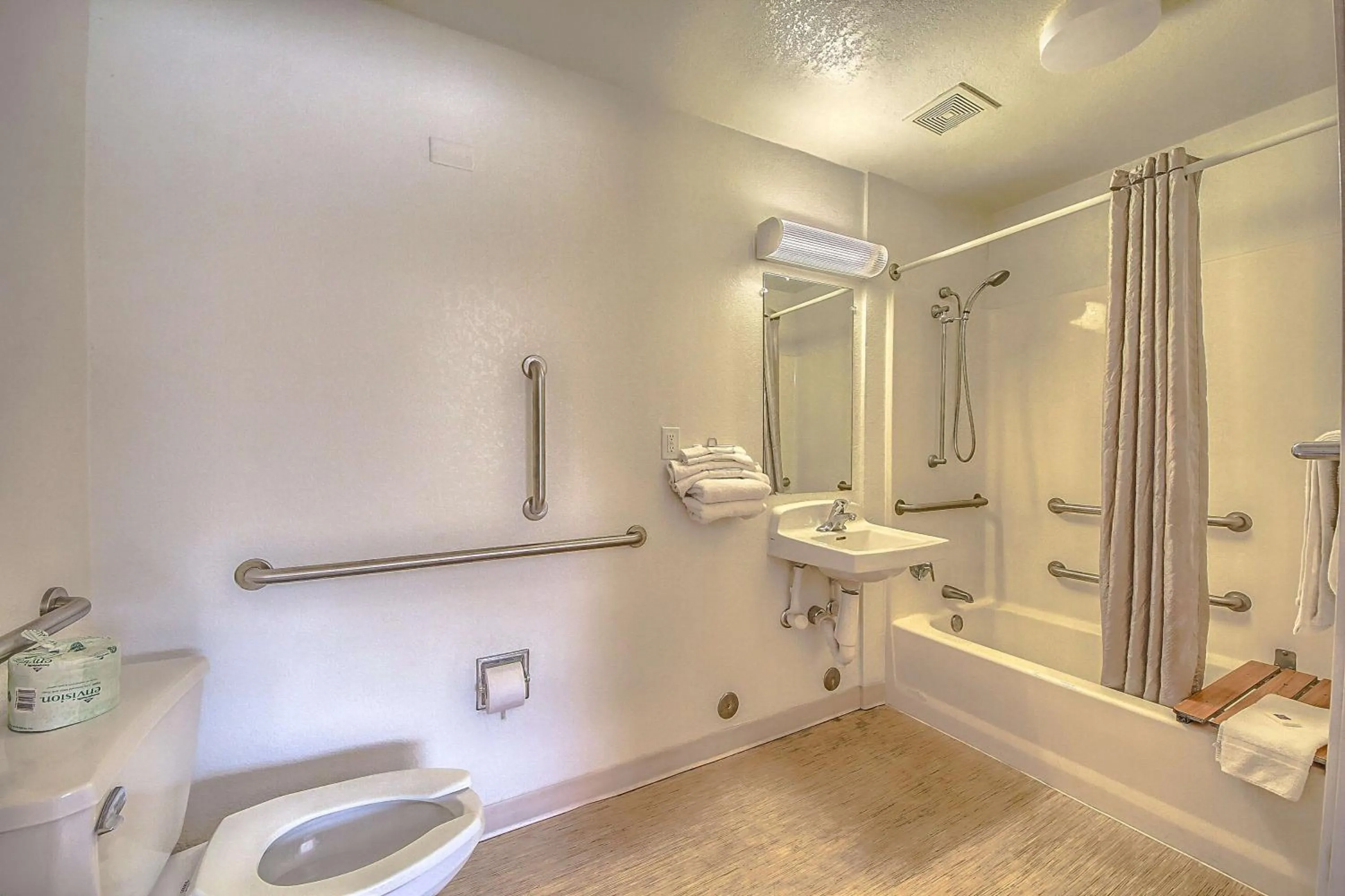 Photo of the whole room in Motel 6 San Antonio, Tx Six Flags Fiesta TX - La Cantera Area