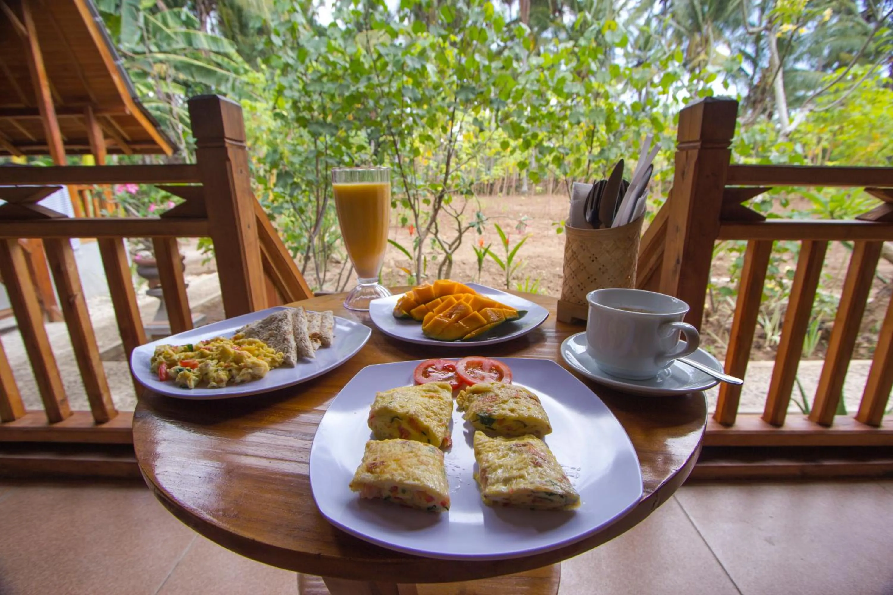 Breakfast in Nusa Penida Pudak Nature Bungalow