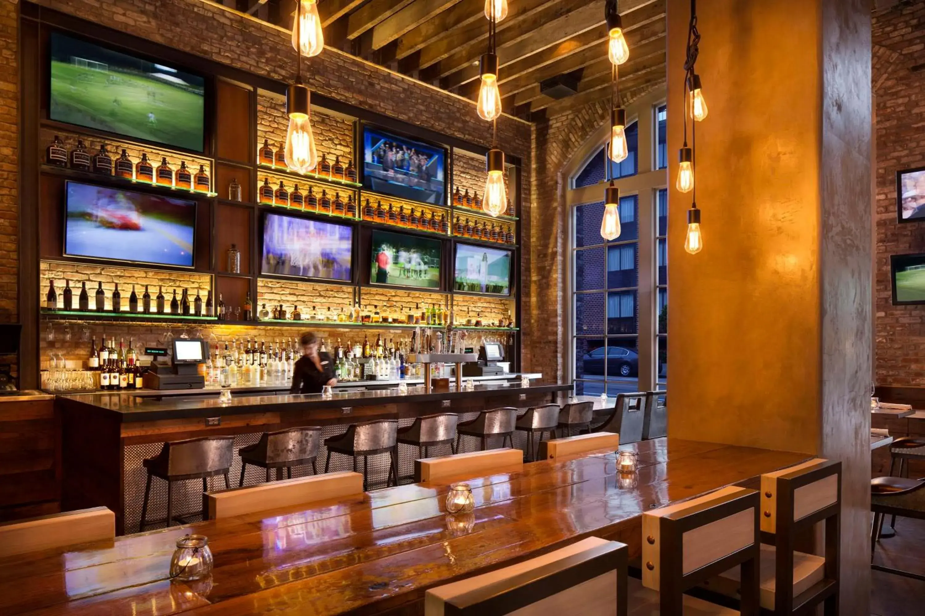 Lounge or bar in Hyatt Centric Fisherman's Wharf San Francisco Lounge or bar in Hyatt Centric Fisherman's Wharf San Francisco