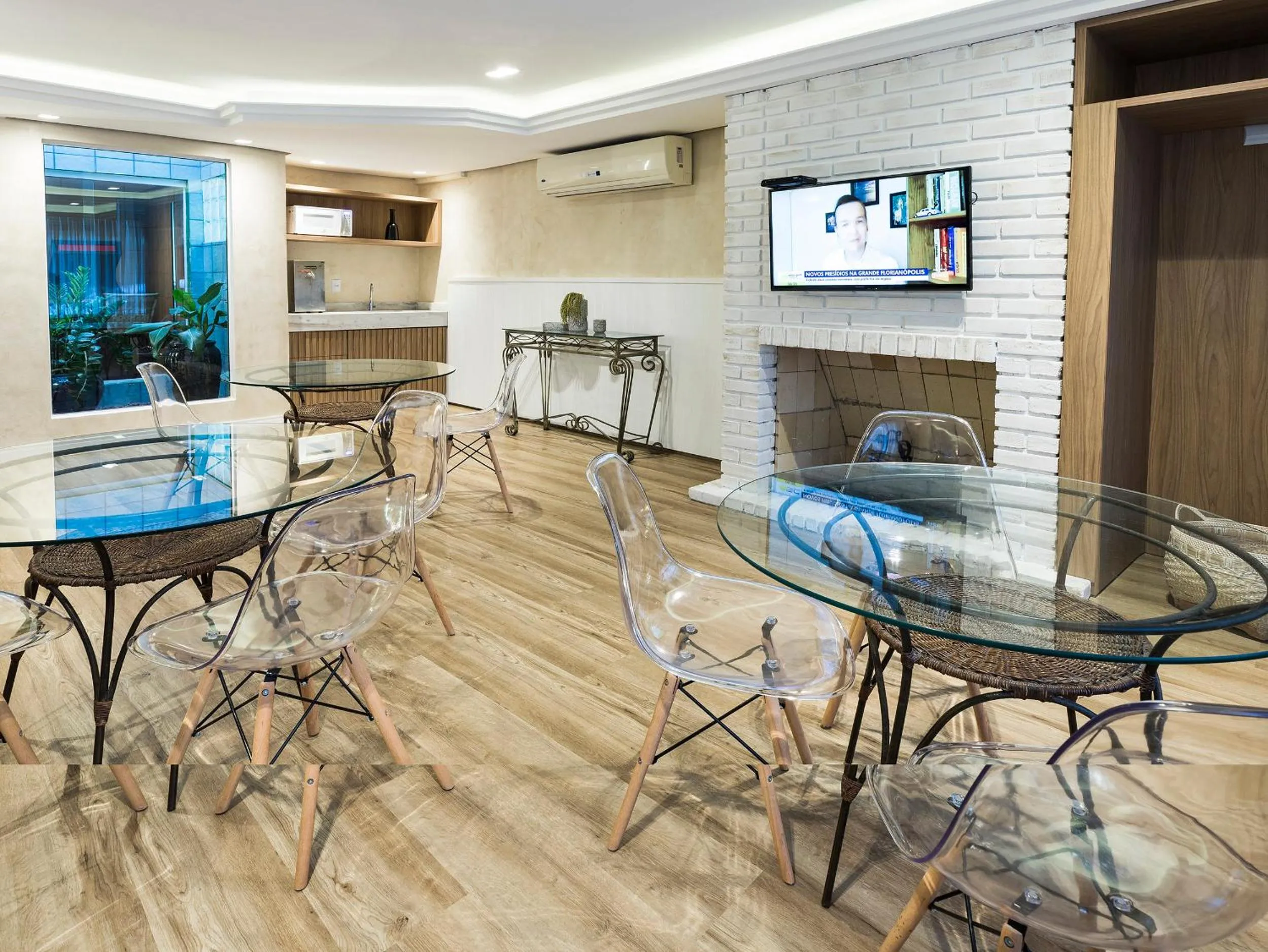 Lobby or reception in H Hotel