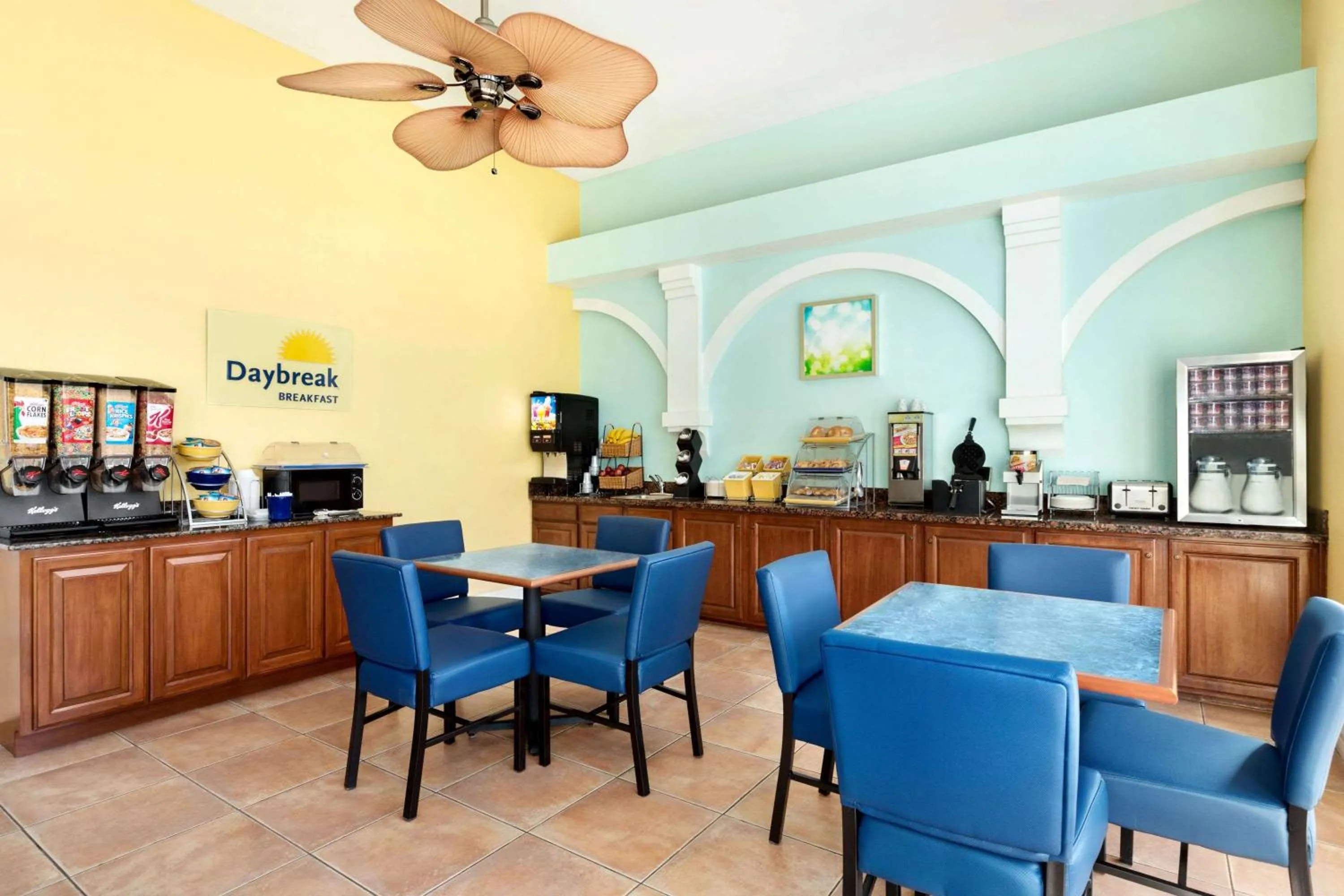 Restaurant/places to eat in Days Inn by Wyndham Port Aransas TX