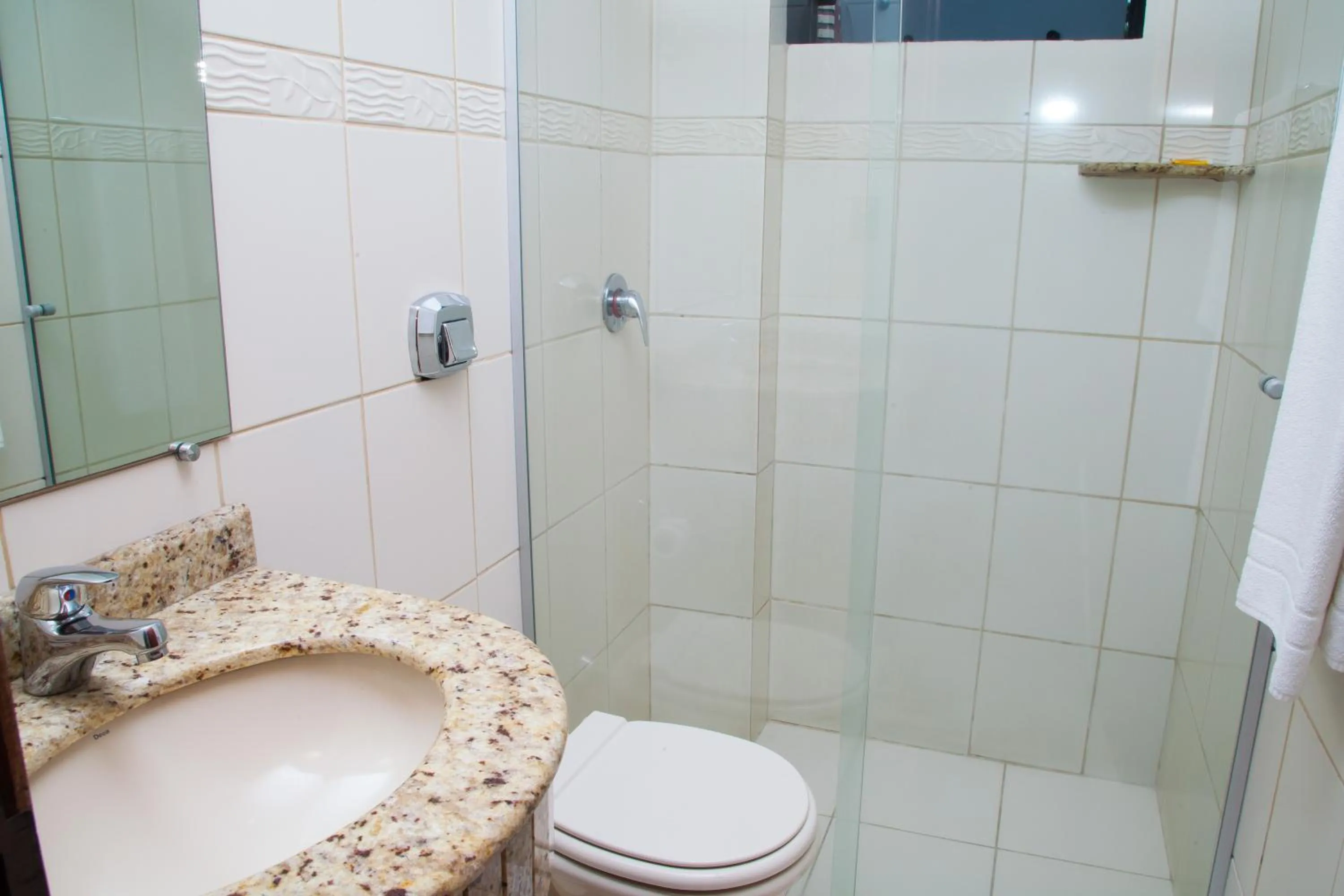 Photo of the whole room in Príncipe Hotel