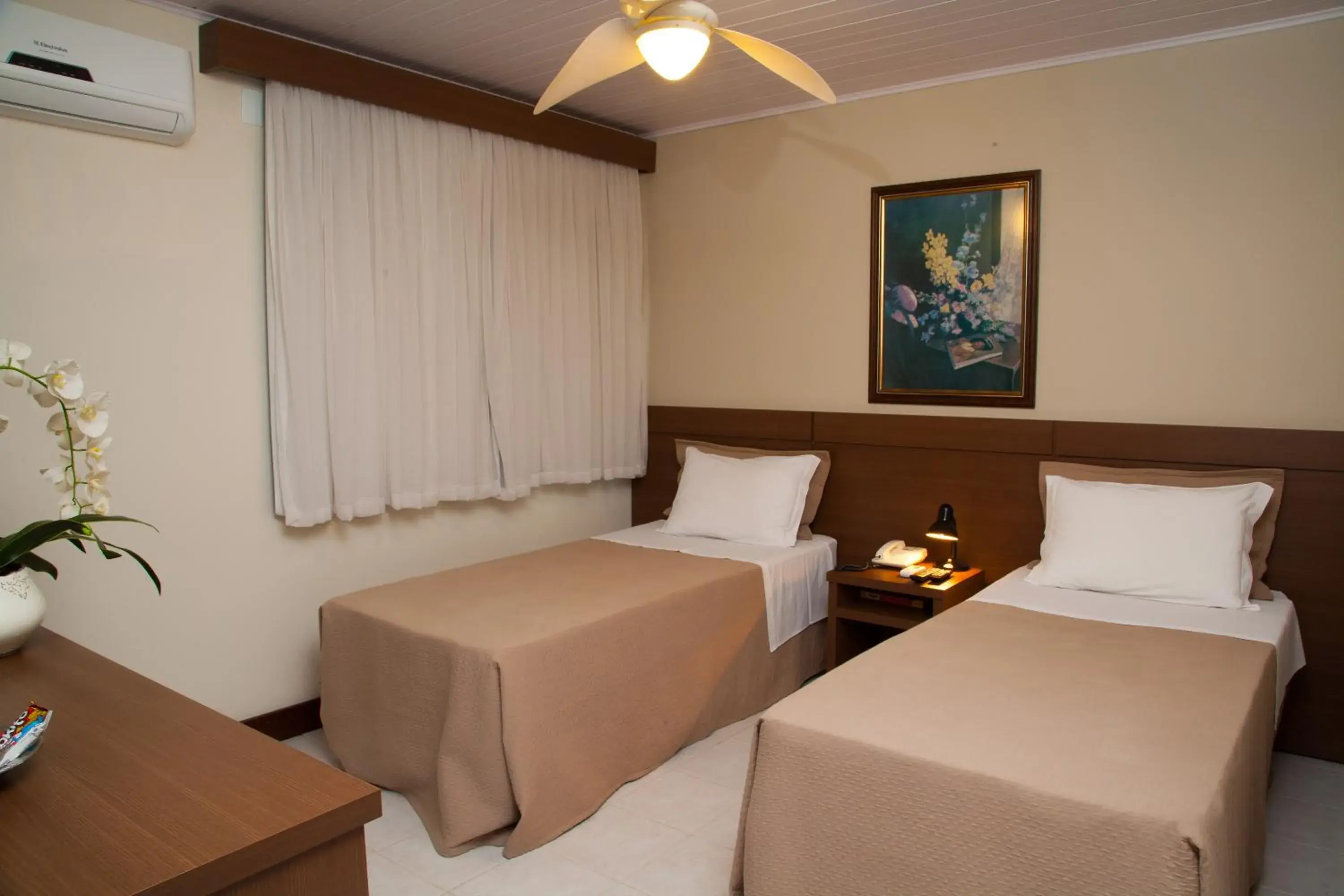 Quarto Executivo Solteiro - single occupancy in Príncipe Hotel Quarto Executivo Solteiro - single occupancy in Príncipe Hotel