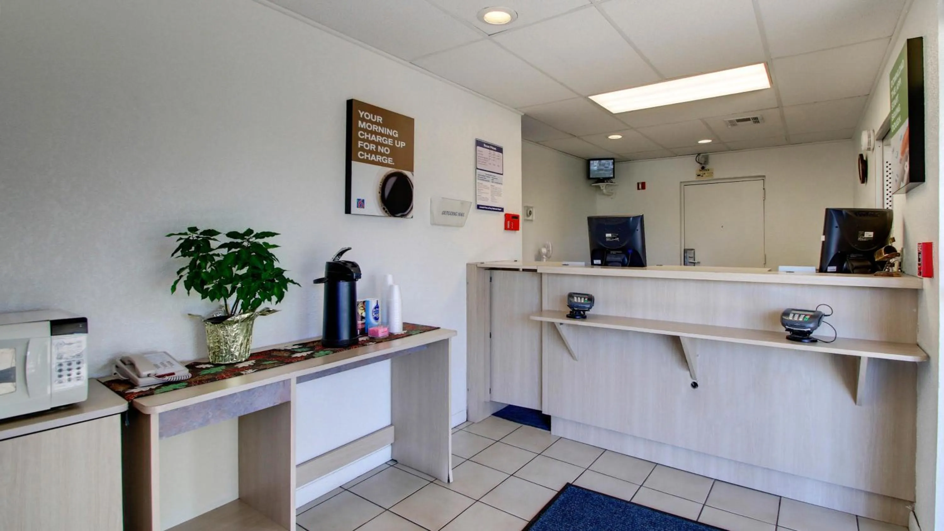 Lobby or reception in Baymont Inn & Suites Shawnee