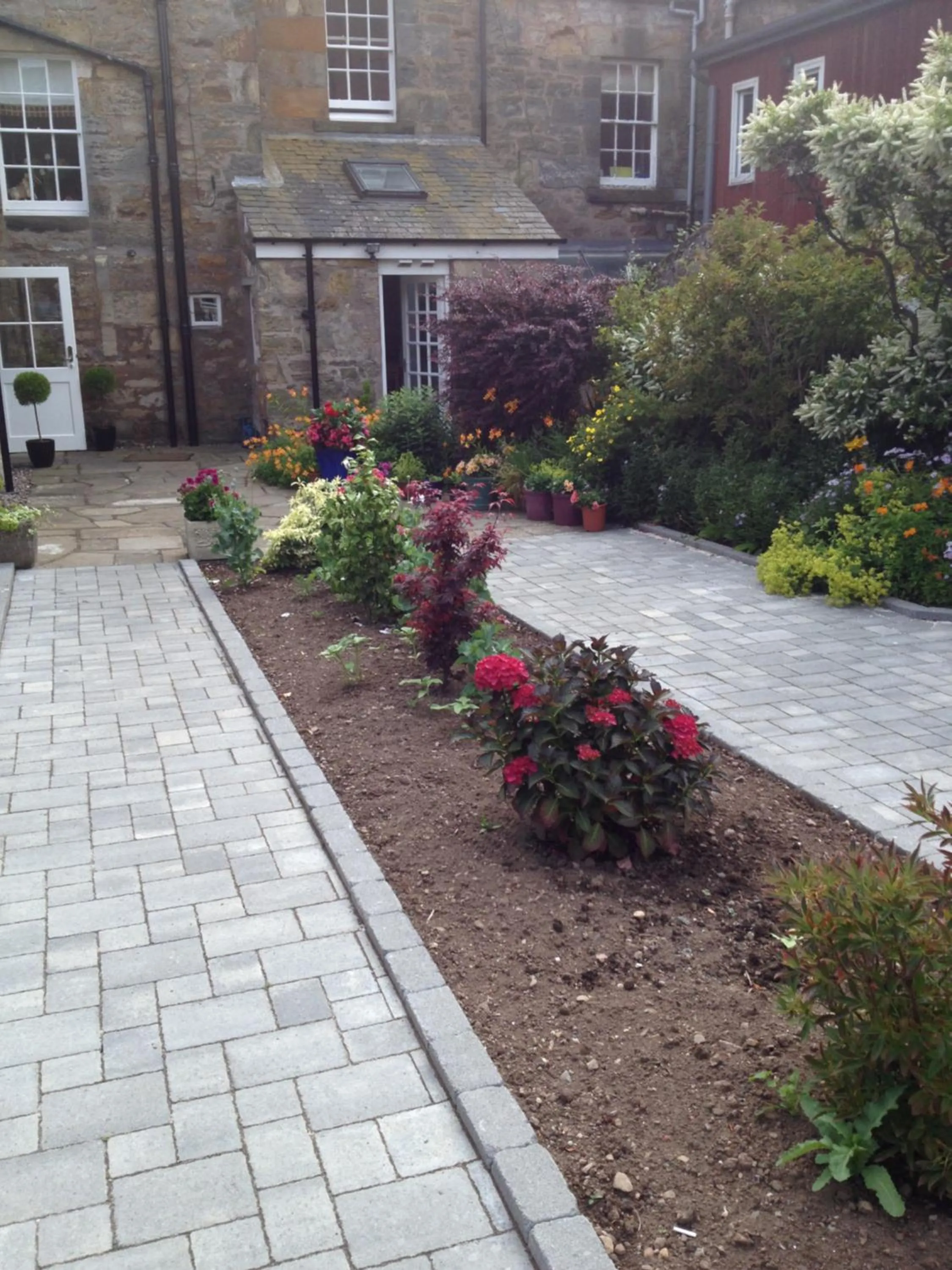 Property building in No 5 Pilmour