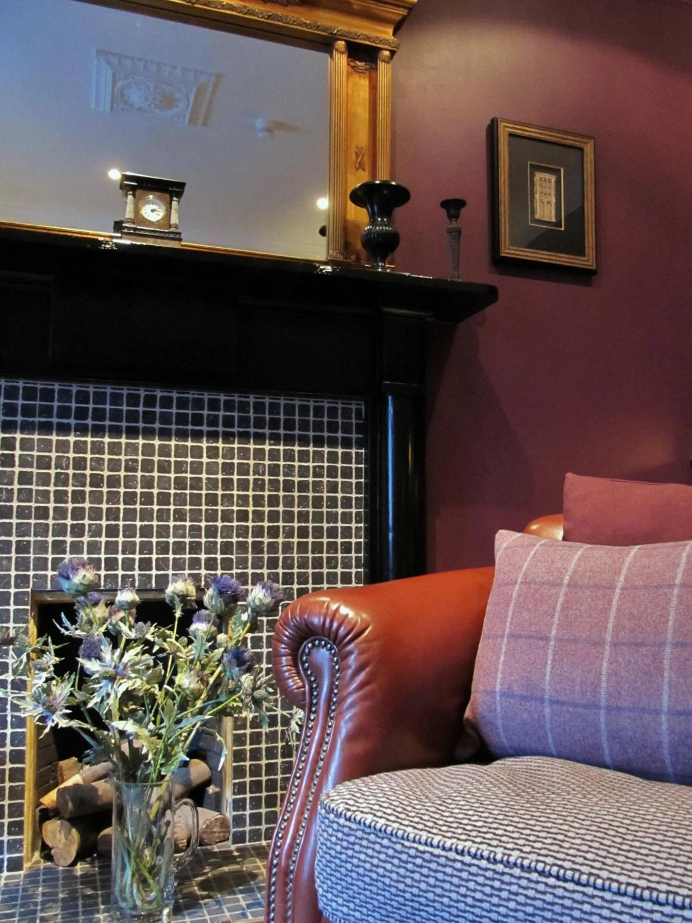 Lounge or bar in No 5 Pilmour