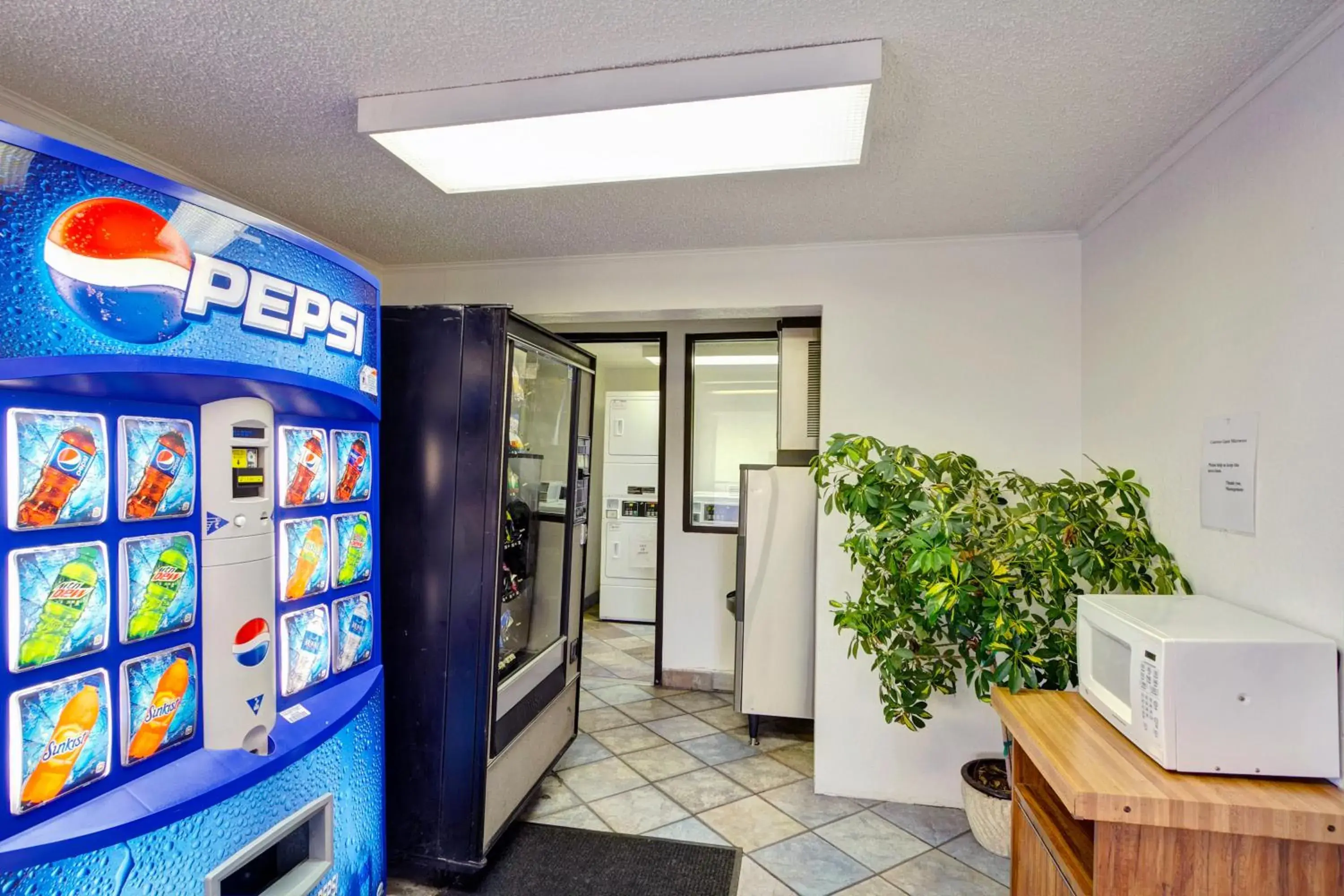 Decorative detail in Knights Inn Burlington NC Decorative detail in Knights Inn Burlington NC