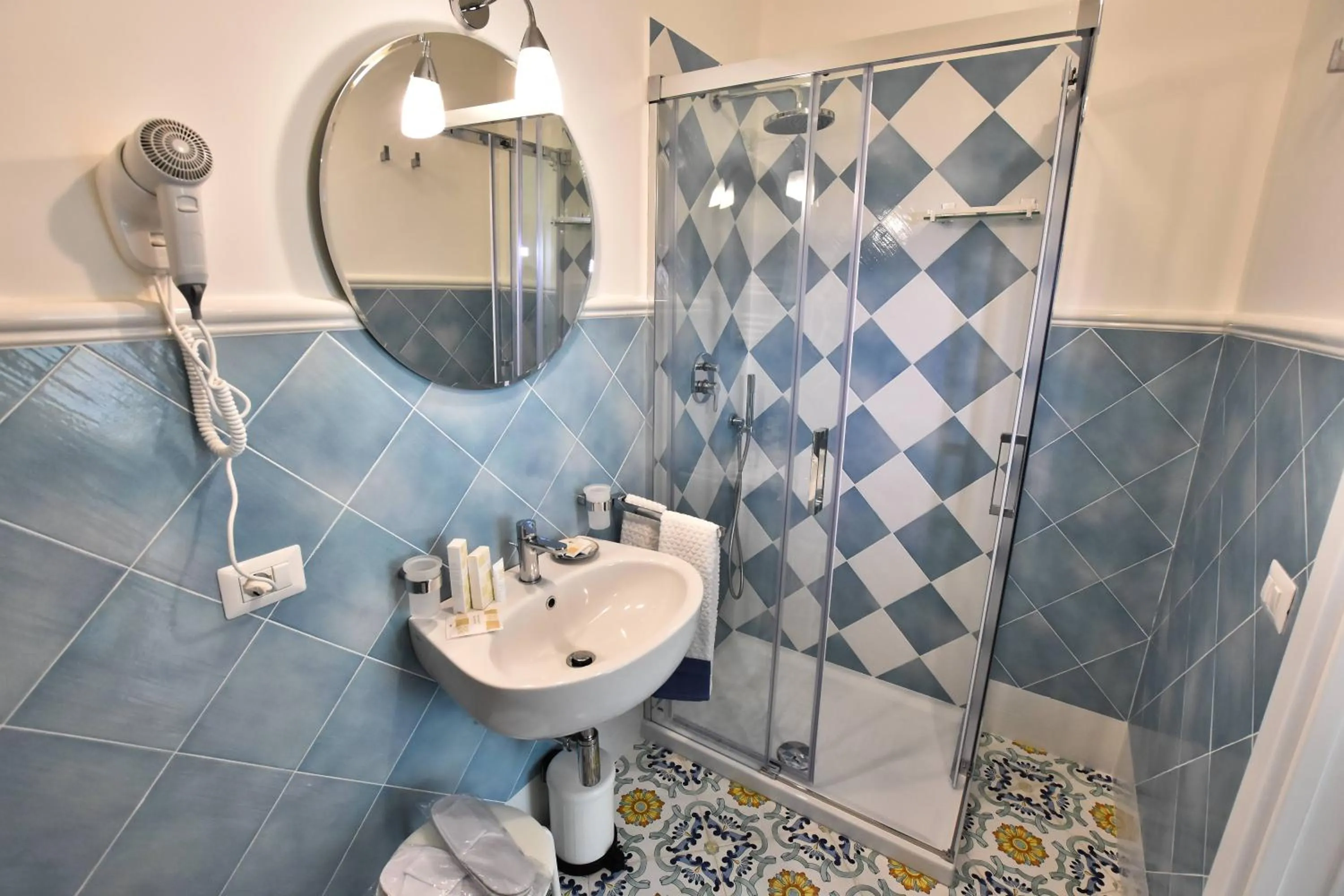 Bathroom in Il Gelsomino Amalfi