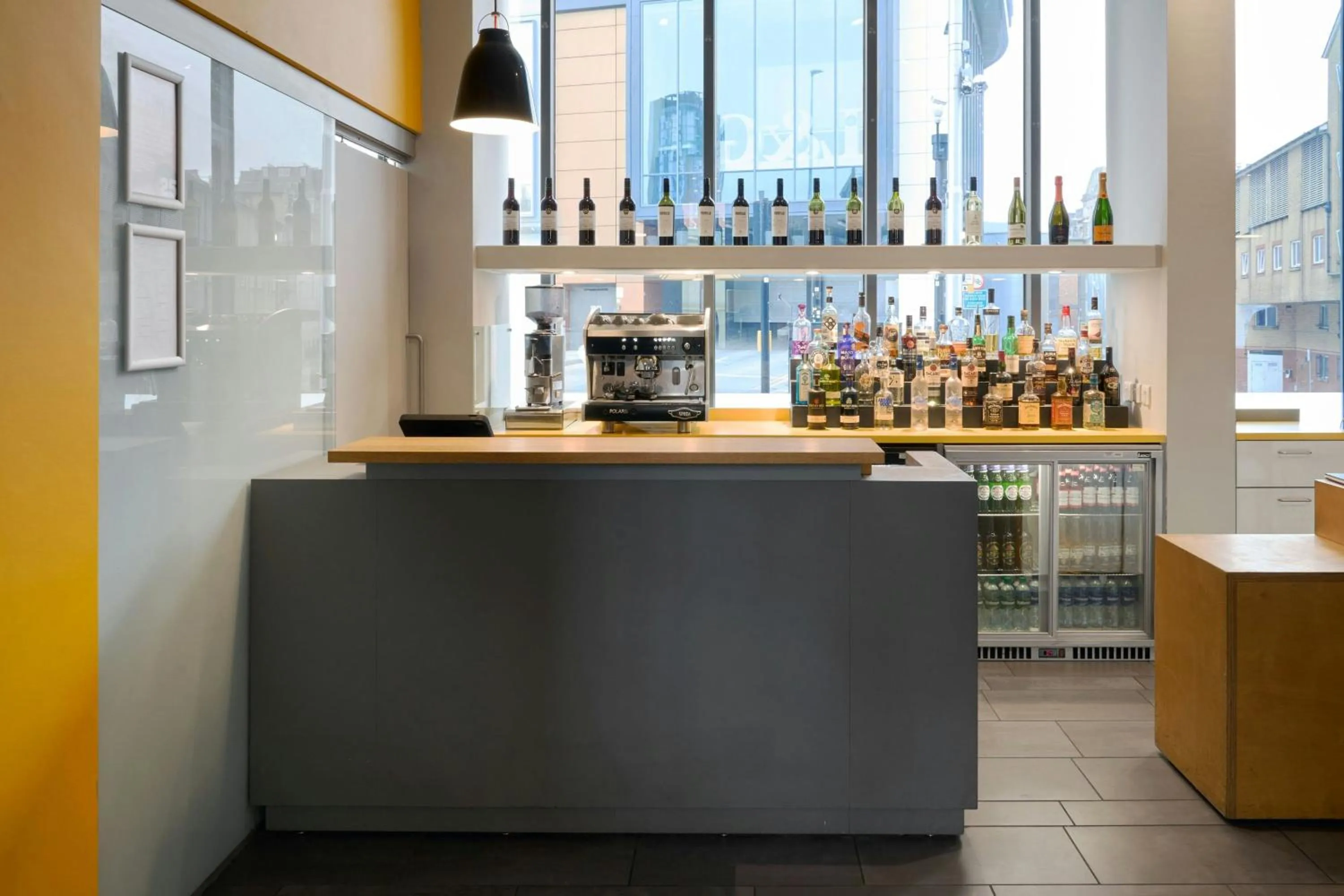 Lobby or reception in Four Points Flex by Sheraton Cardiff