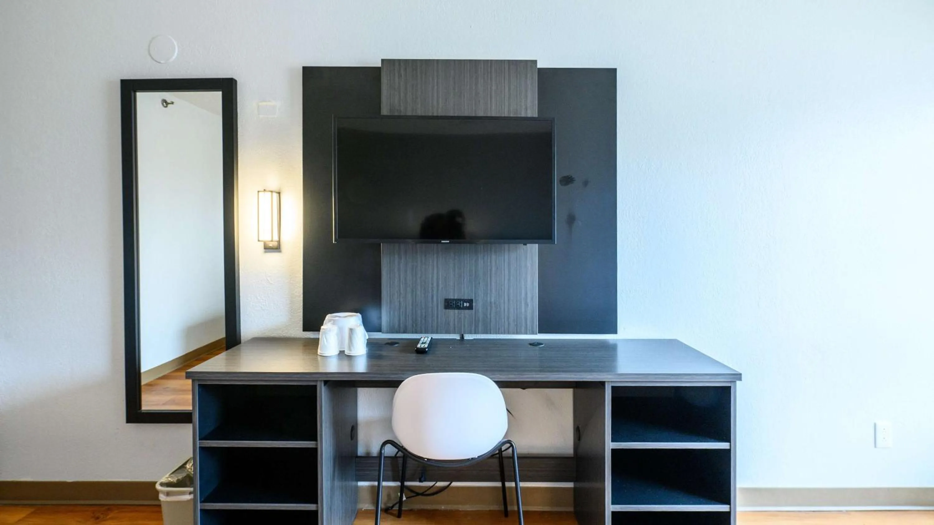 Other in Motel 6-Branford, CT - New Haven