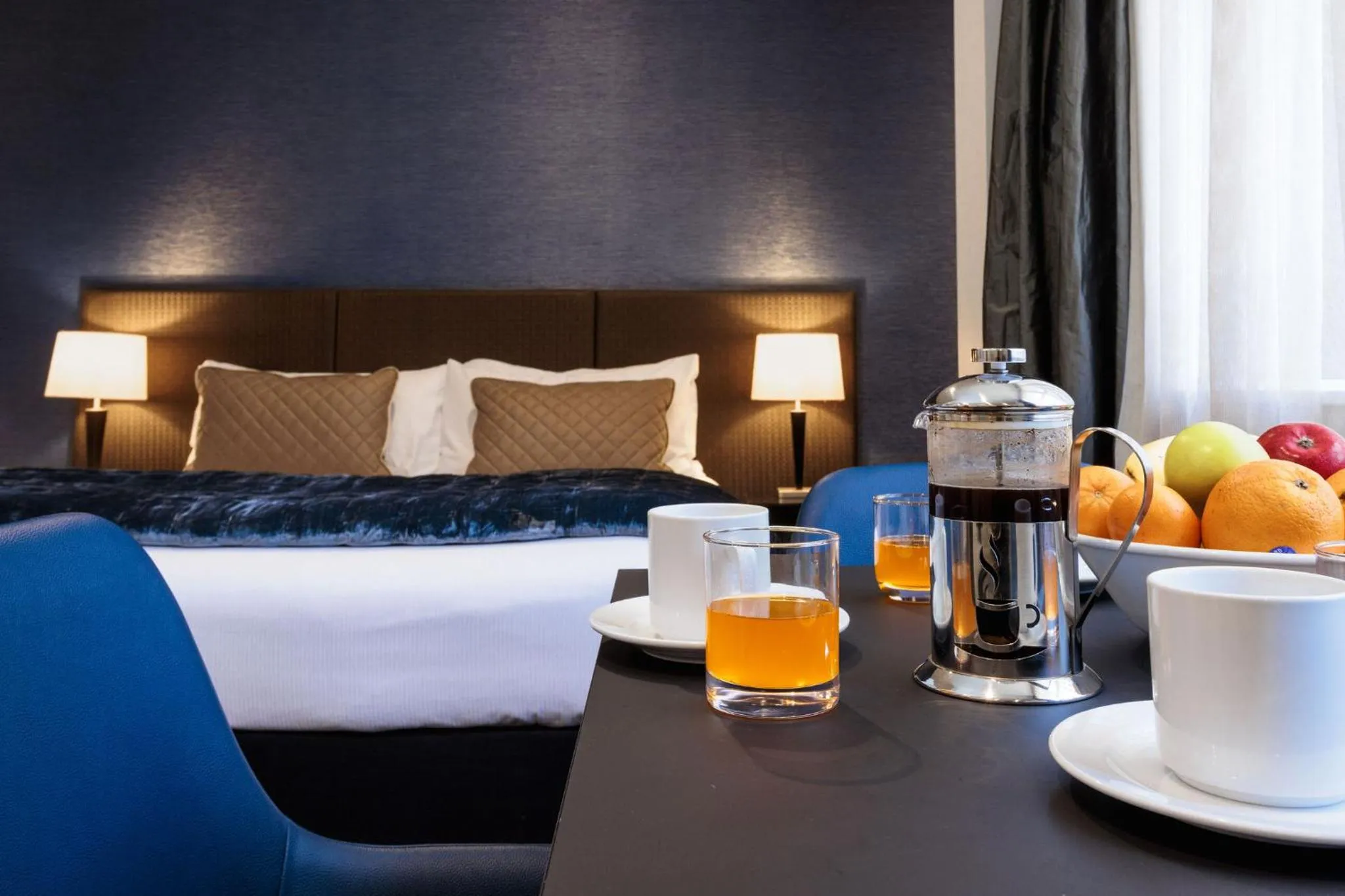 Coffee/tea facilities in Gilmer Apartment Hotel