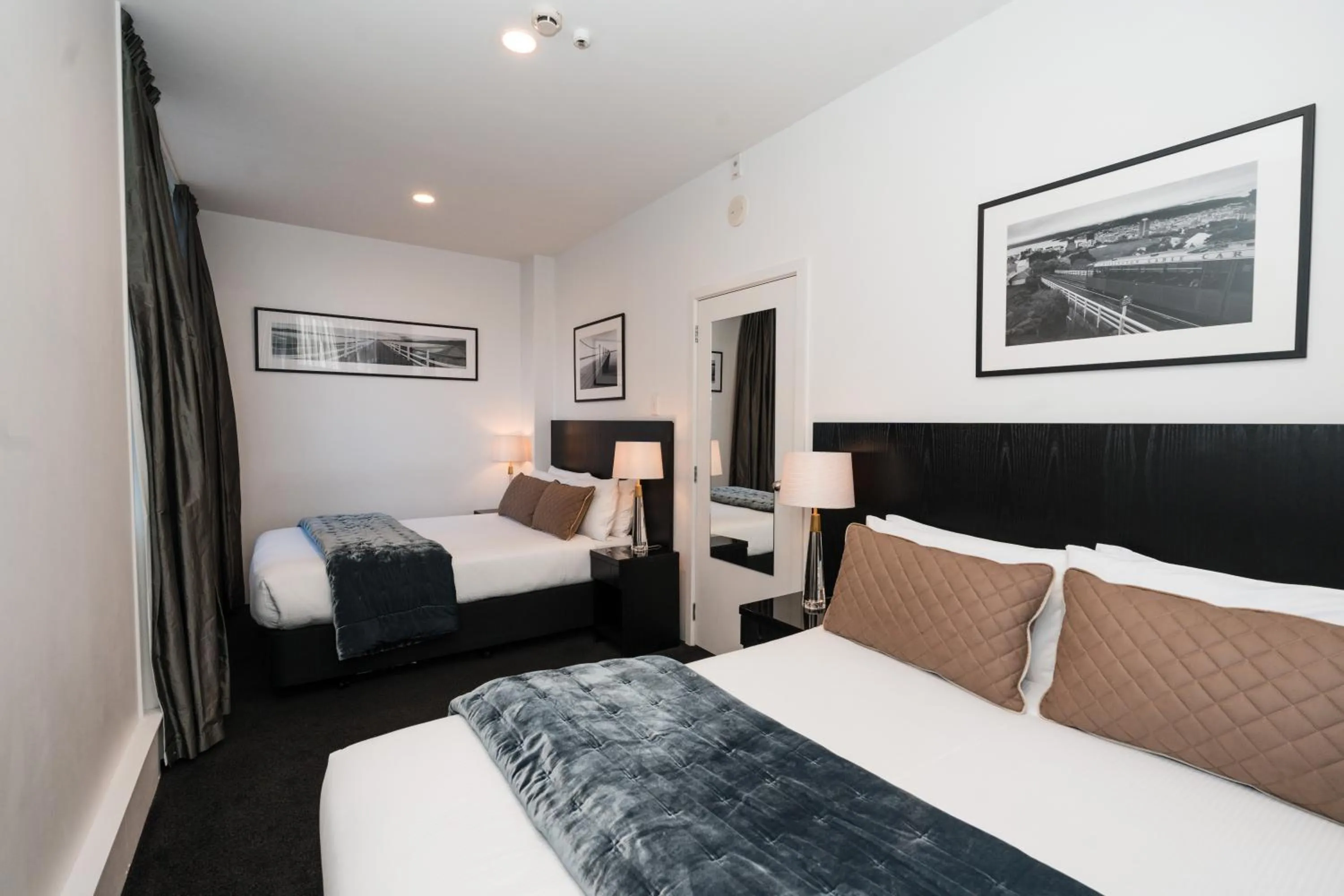 Bed in Gilmer Apartment Hotel