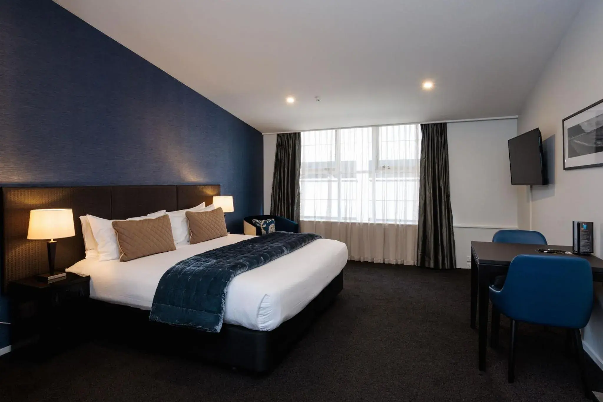 Bed in Gilmer Apartment Hotel Bed in Gilmer Apartment Hotel