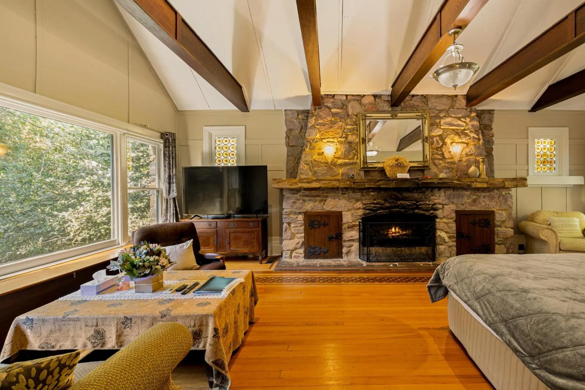 Arnica Views Summit Retreat