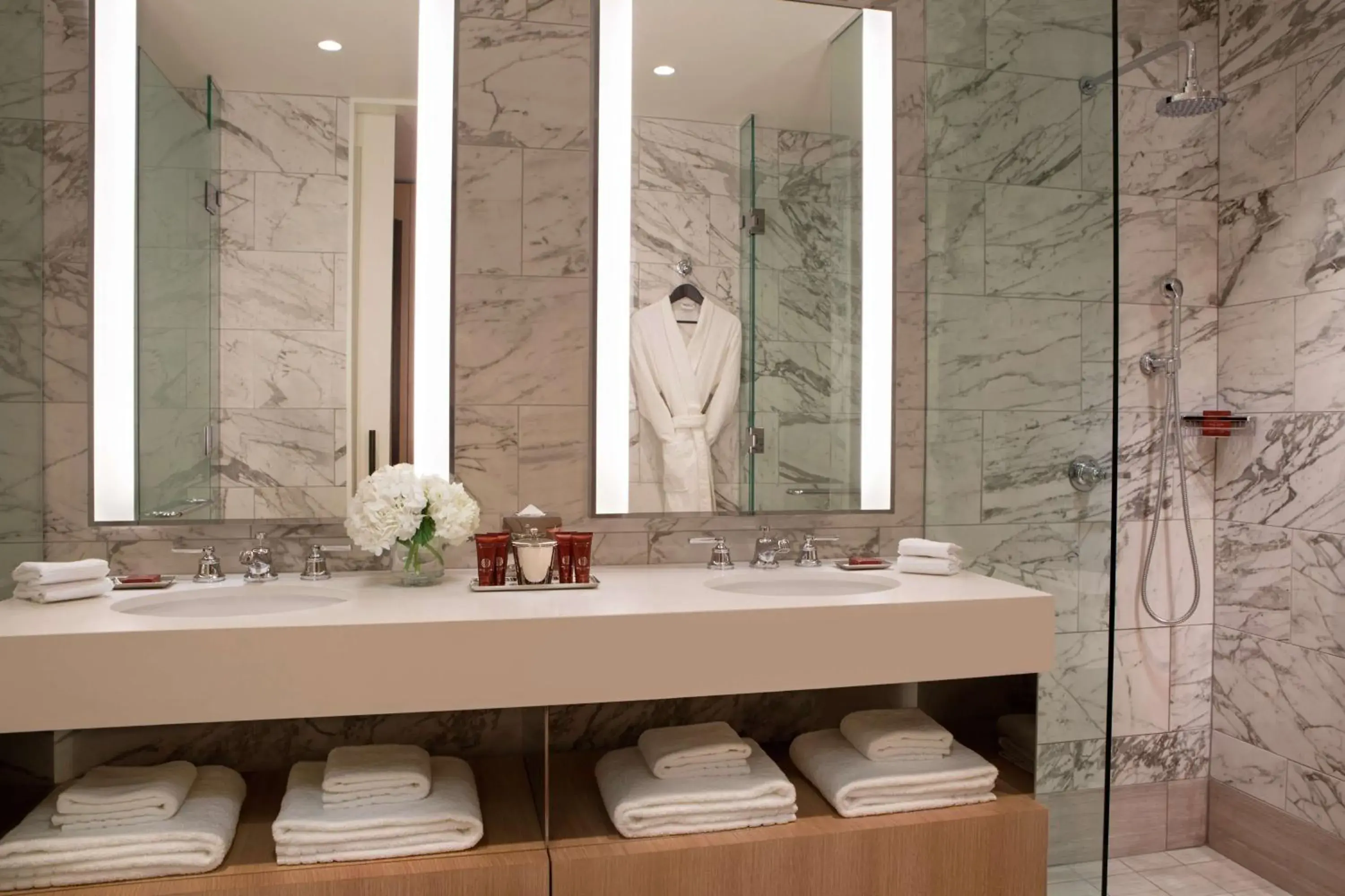 Club King Room in Conrad Washington DC Club King Room in Conrad Washington DC