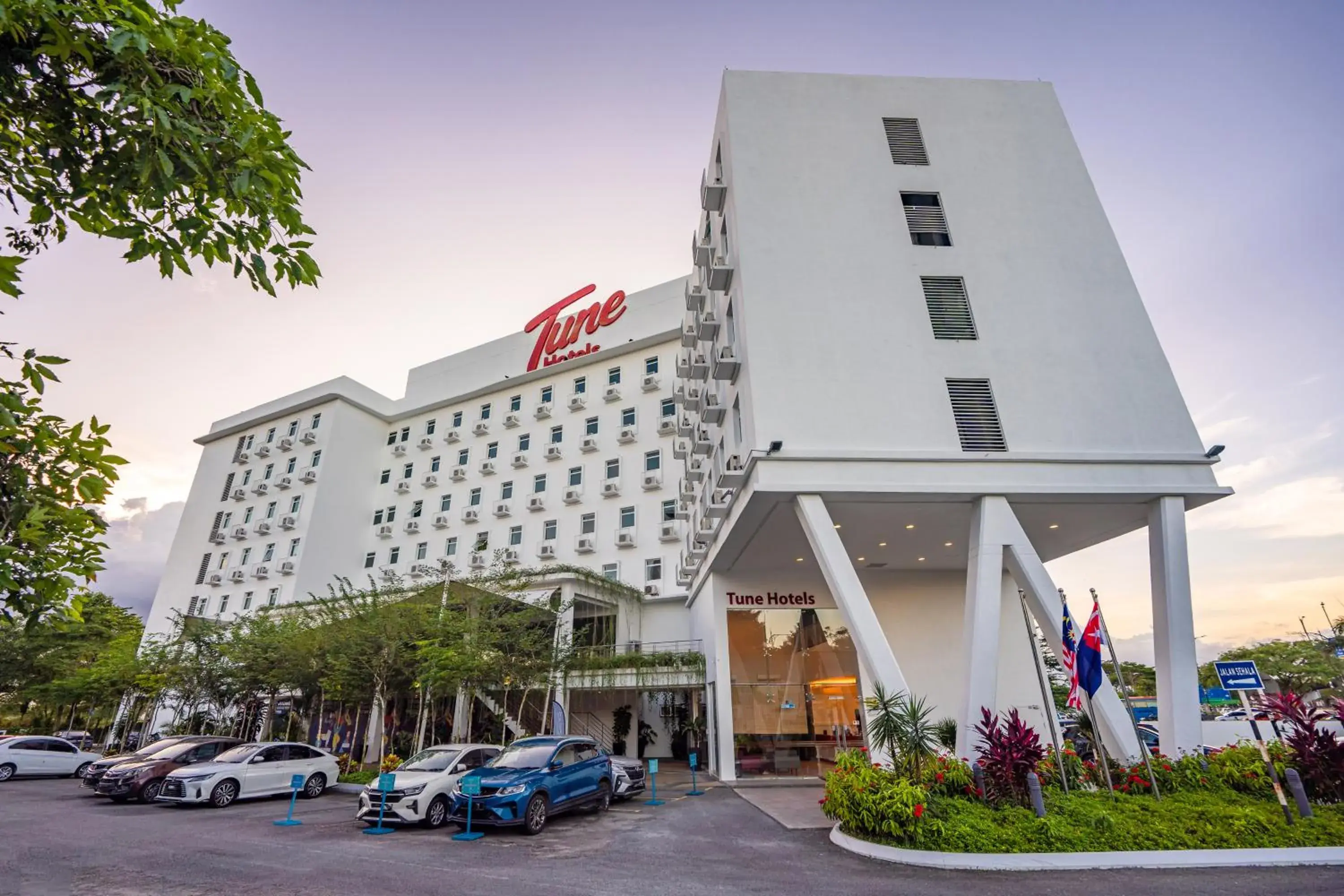 Property building in Tune Hotel - Danga Bay Johor Property building in Tune Hotel - Danga Bay Johor