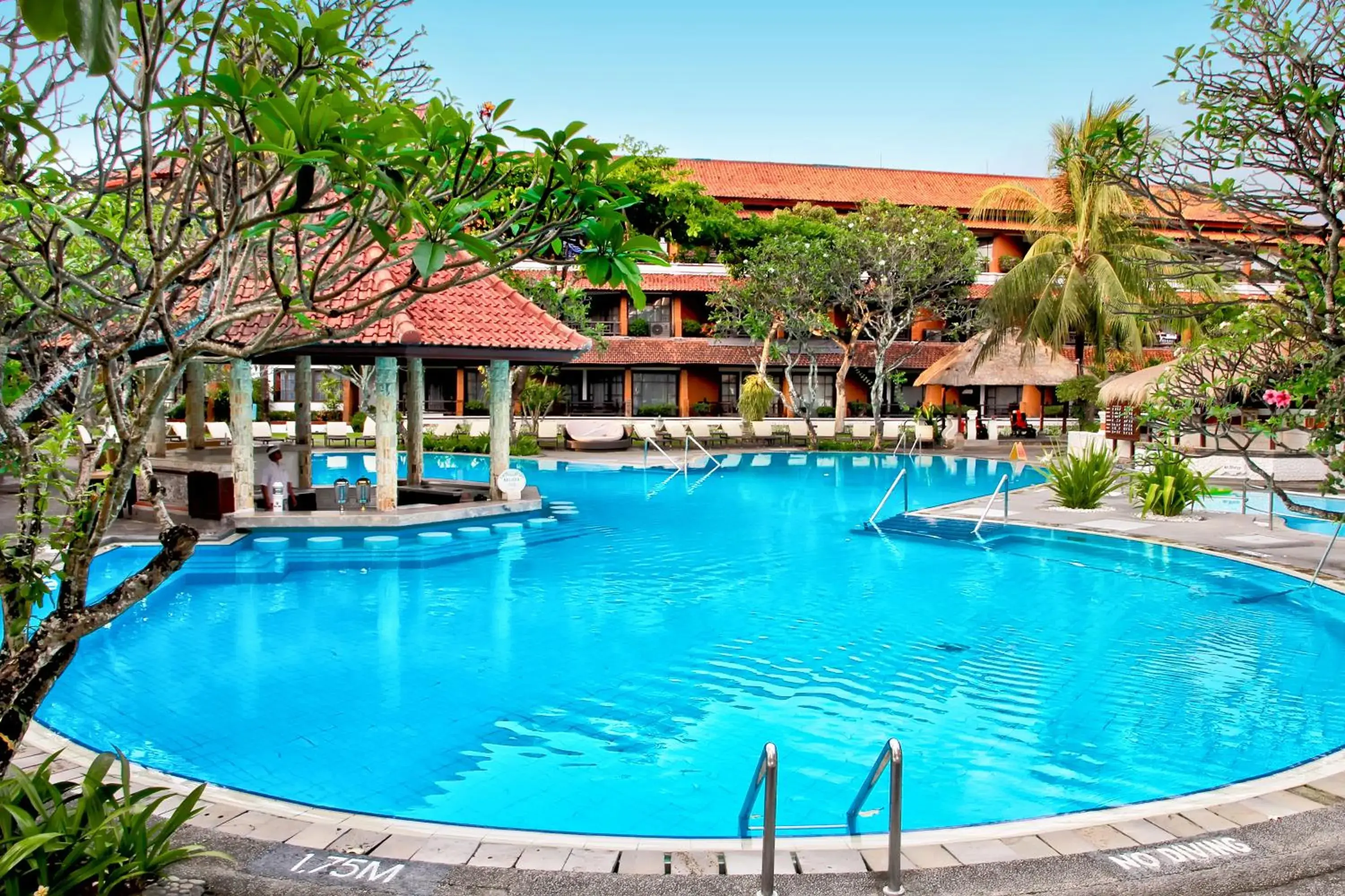 Swimming pool in SOL by Meliá Benoa Bali All inclusive Swimming pool in SOL by Meliá Benoa Bali All inclusive