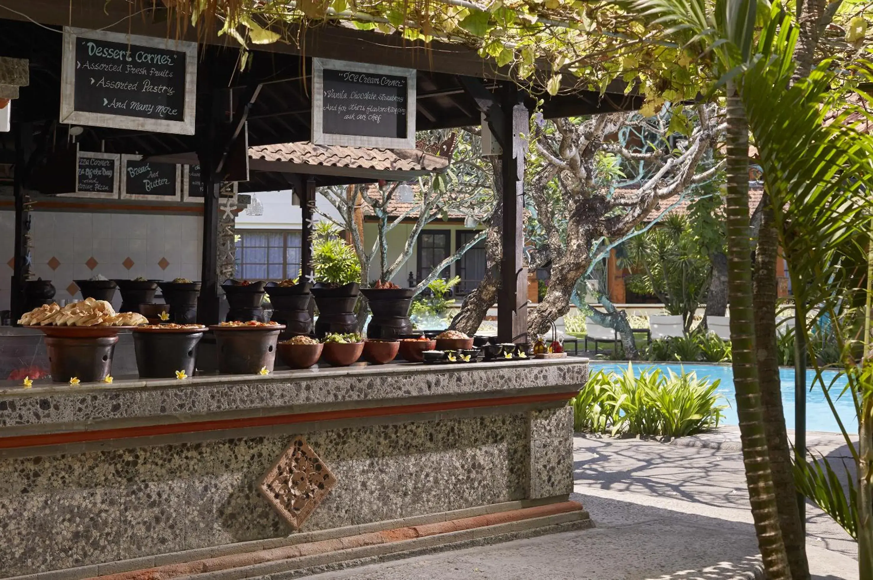 Restaurant/places to eat in SOL by Meliá Benoa Bali All inclusive Restaurant/places to eat in SOL by Meliá Benoa Bali All inclusive