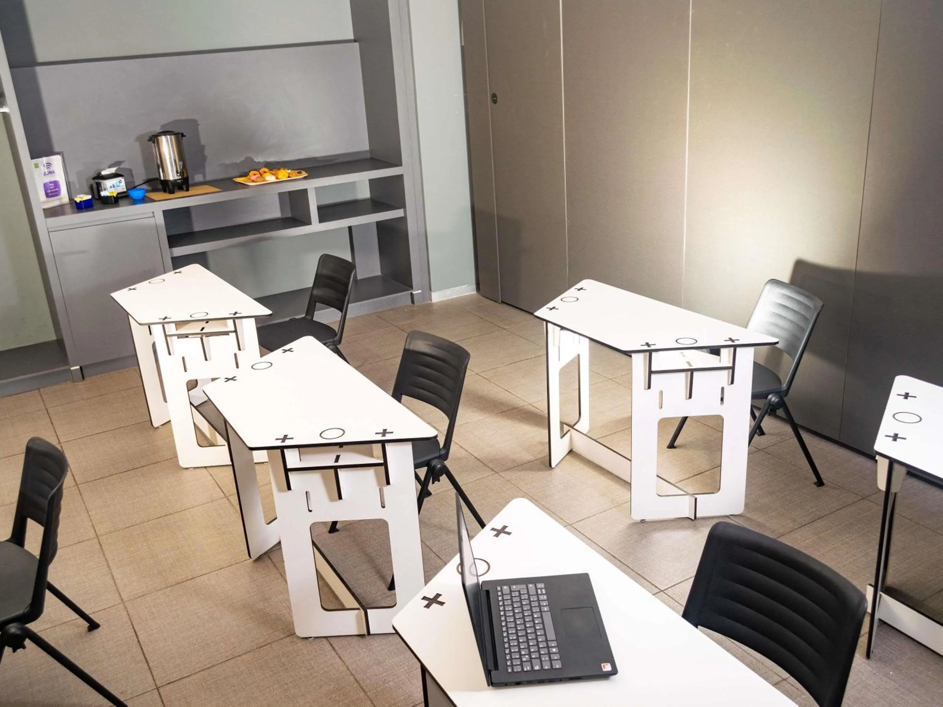 Meeting/conference room in Ibis Styles Merida Galerias
