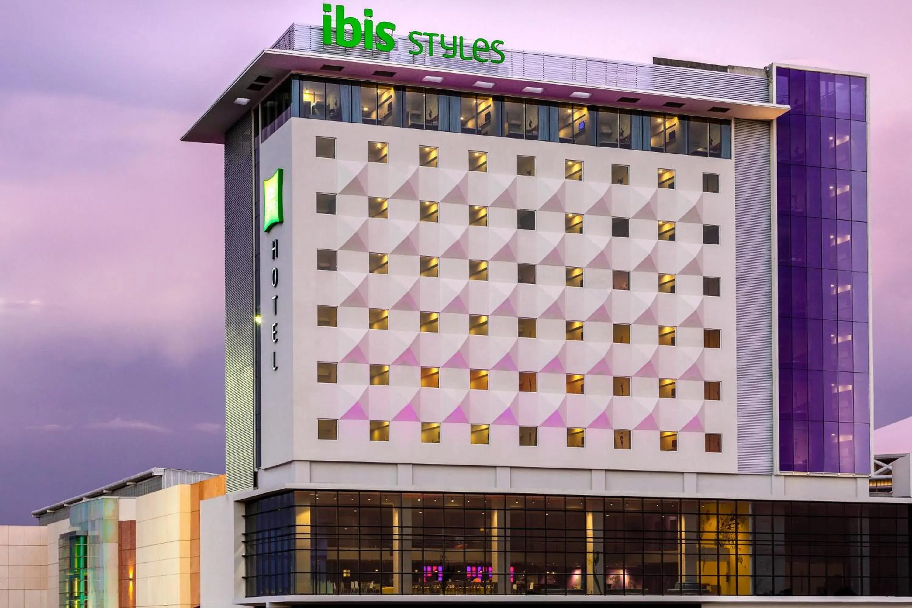 Facade/entrance in Ibis Styles Merida Galerias Facade/entrance in Ibis Styles Merida Galerias