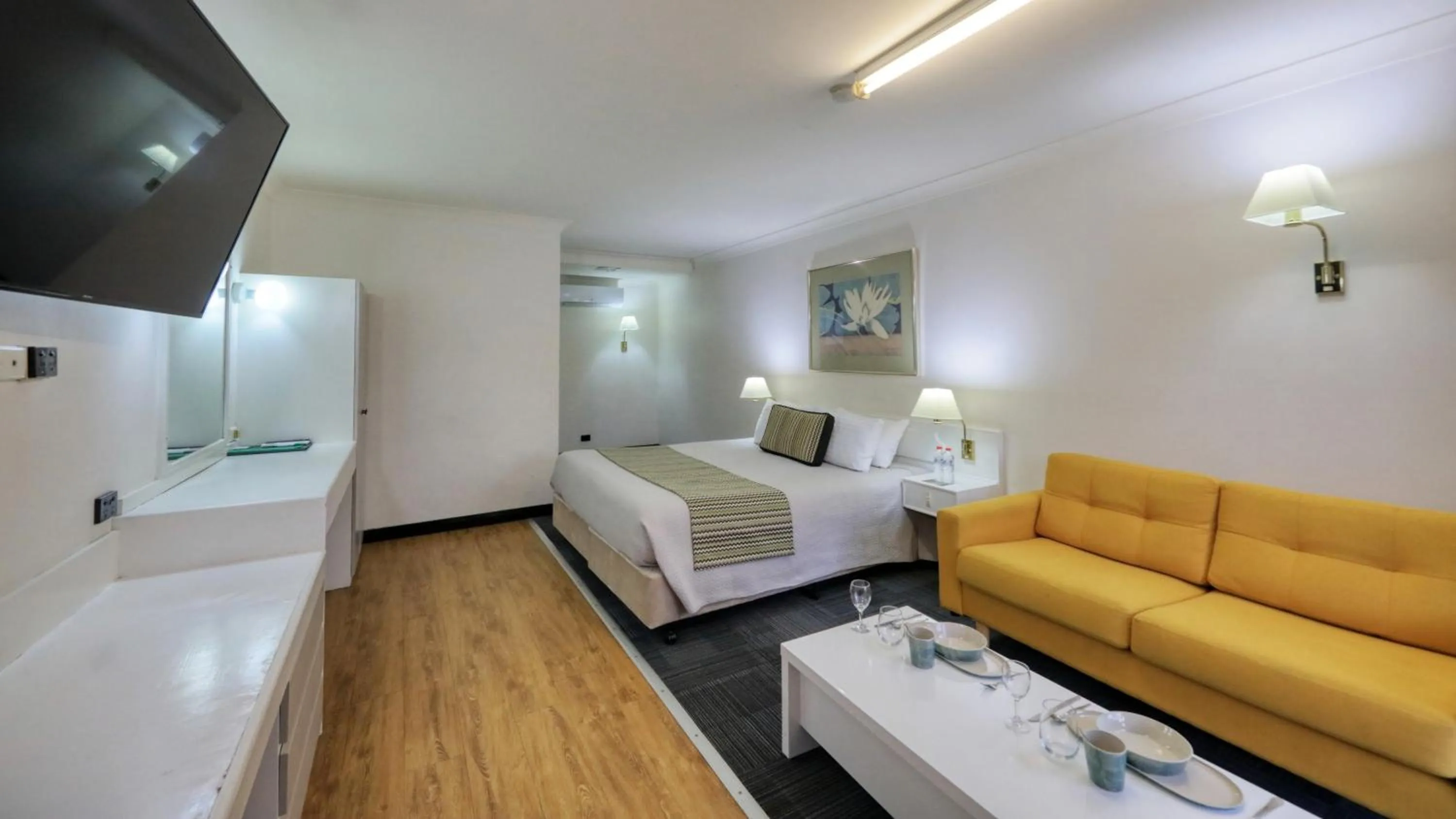 Bedroom, Bed in The Palms Dubbo