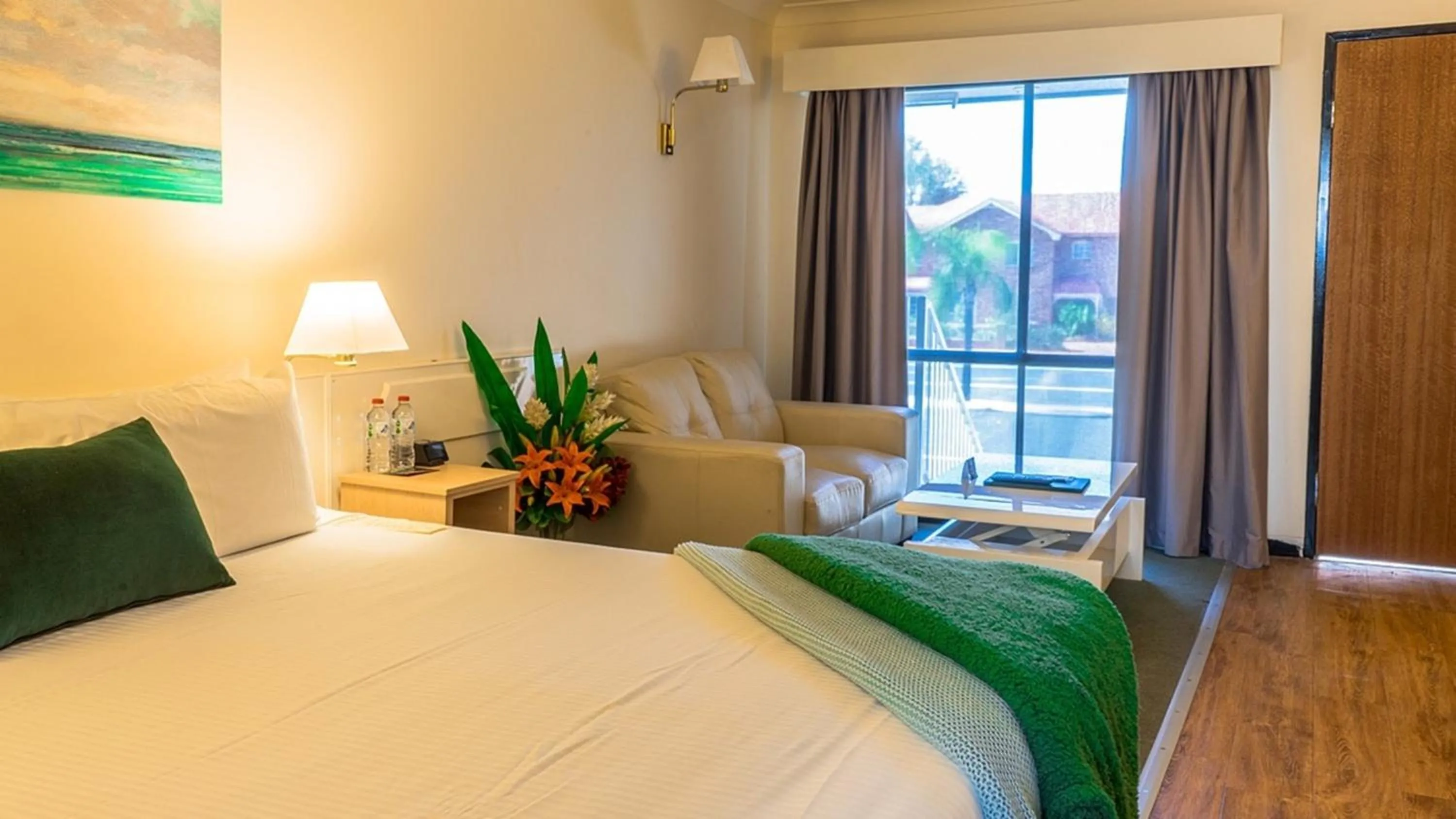 Bed in The Palms Dubbo