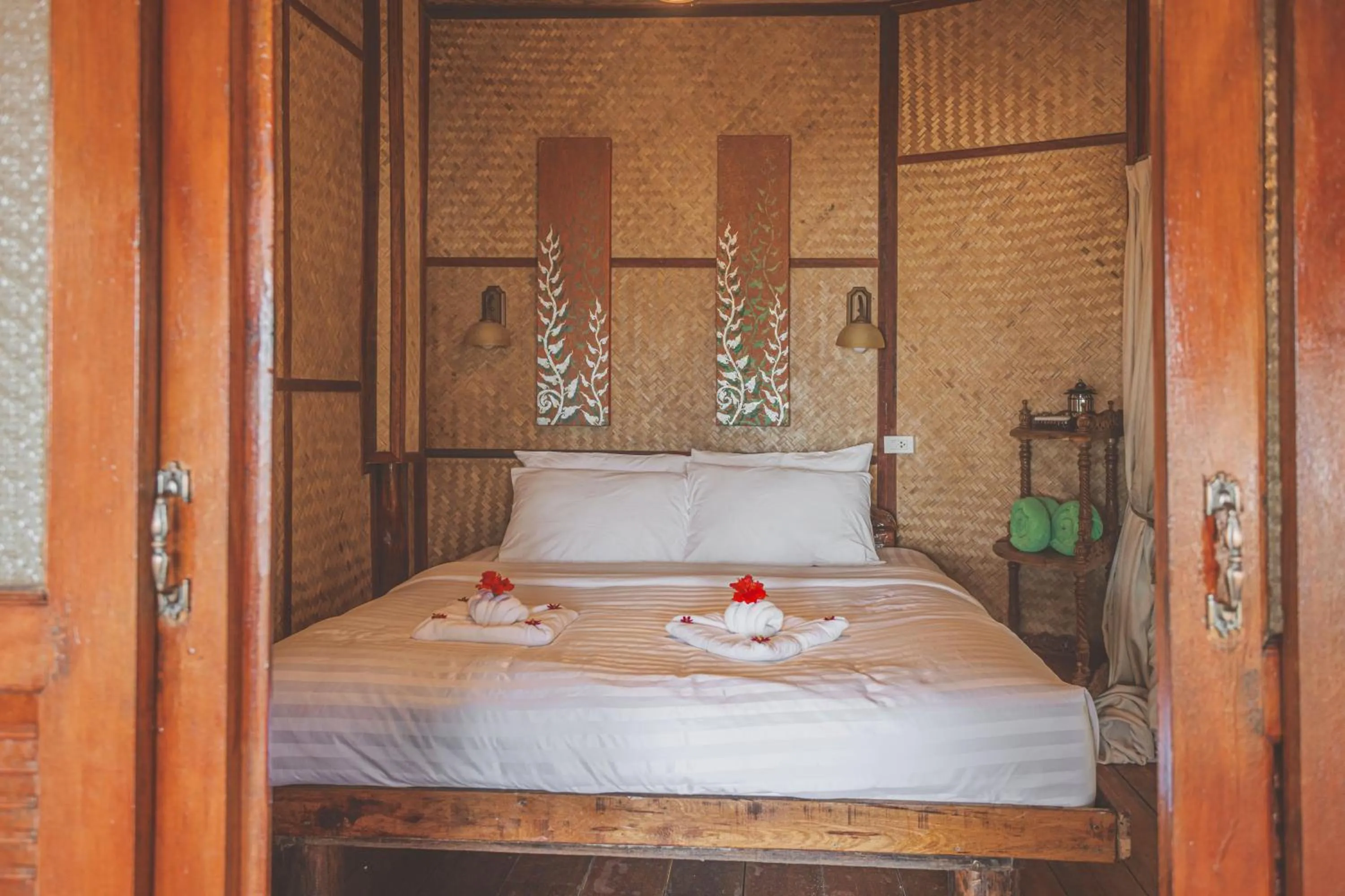 Bedroom, Bed in Banyan Bay Villas