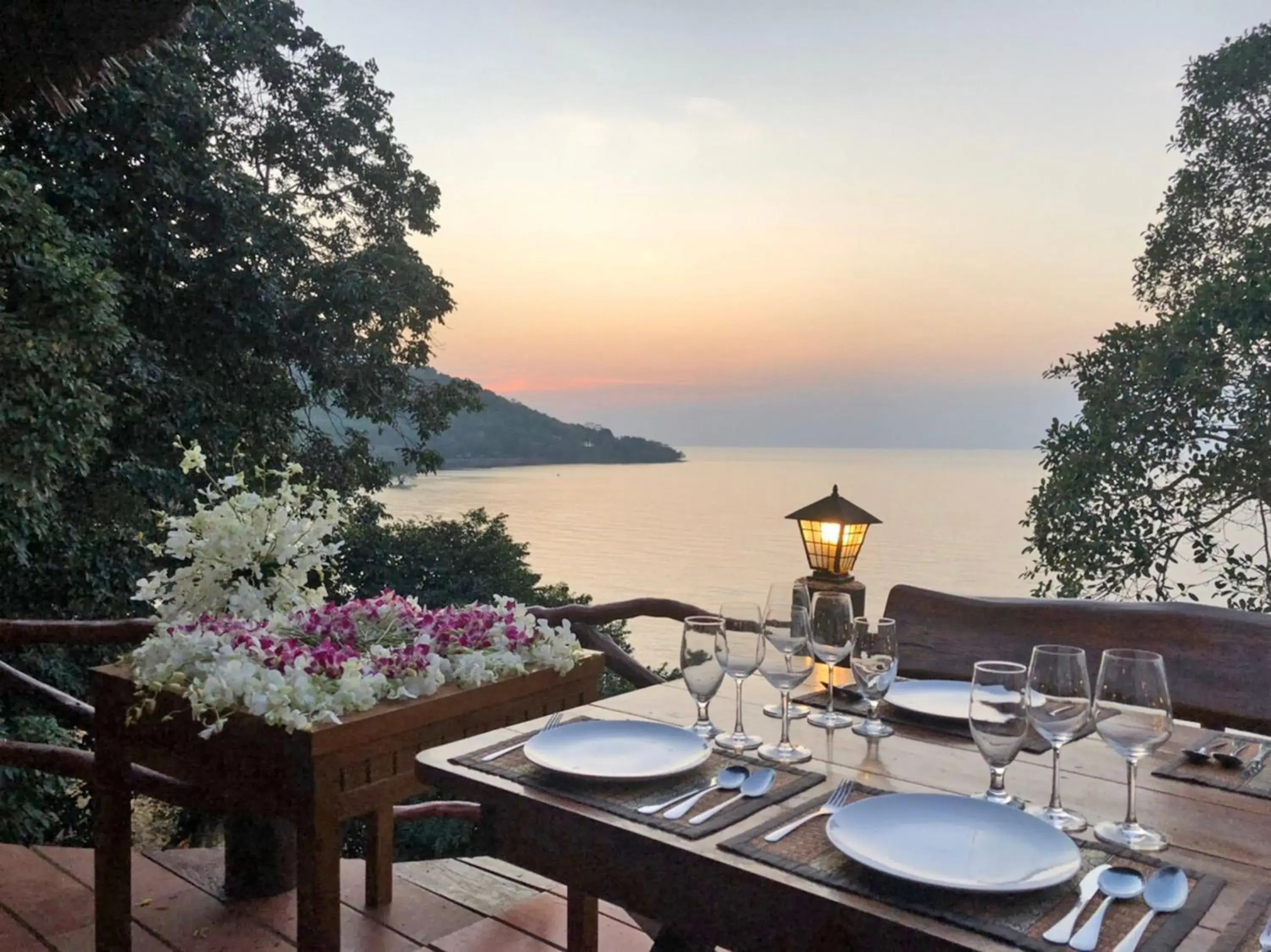 Restaurant/places to eat in Banyan Bay Villas Restaurant/places to eat in Banyan Bay Villas
