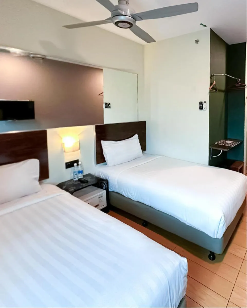 Bed in Tune Hotel – Kota Bharu City Centre